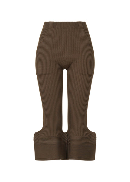 OPPOSING LEGS – ISSEY MIYAKE ONLINE STORE