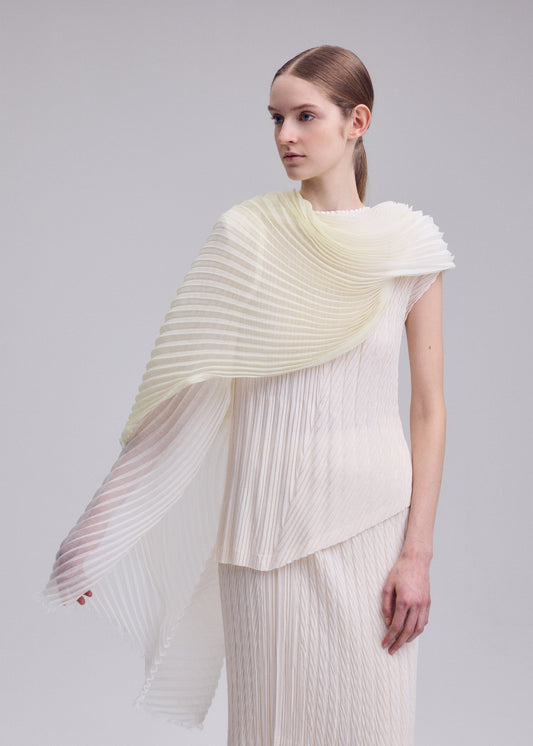 GRADATION RAMIE PLEATS STOLE view 2
