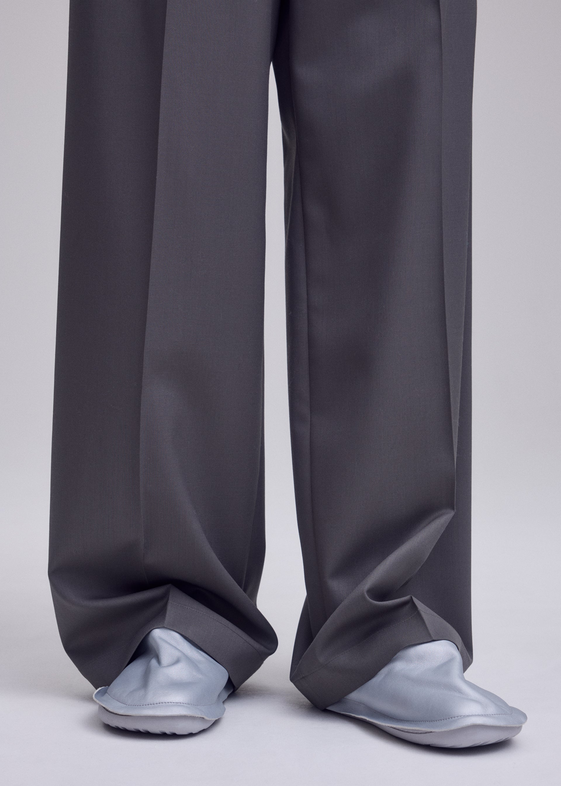SHOES – ISSEY MIYAKE ONLINE STORE SHOES – ISSEY MIYAKE ONLINE STORE