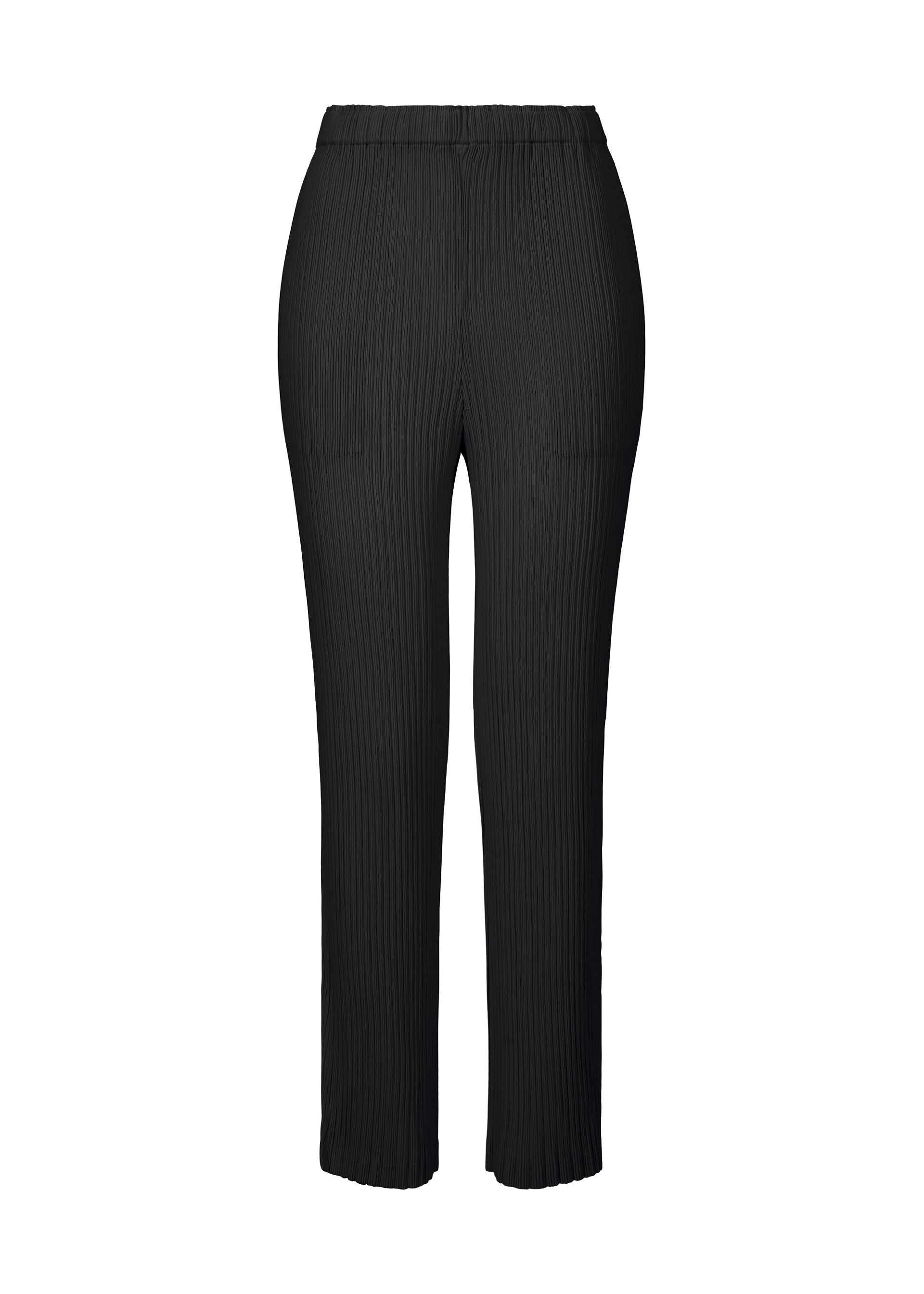 Zoomed view ISSEY MIYAKE HATCHING BOTTOMS in black—high-waisted, pleated straight pants with a distinctive hatching finish—displayed from the front against a white background. - BLACK （no.15）