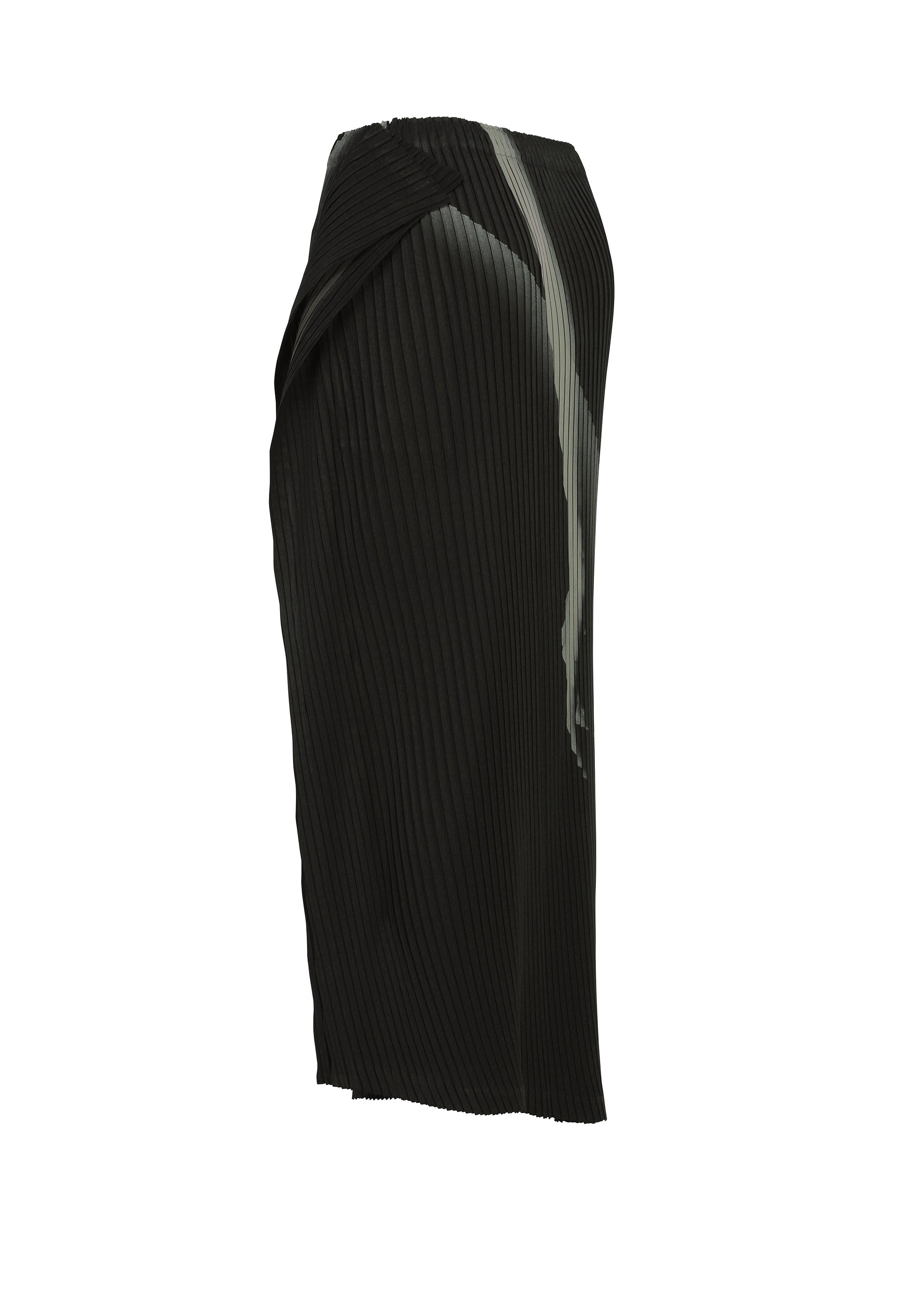 Zoomed view The HANDS OF LOVER PLEATS skirt by ISSEY MIYAKE is a black, knee-length pleated polyester crepe de chine design featuring a subtle sheen and an asymmetrical draped silhouette, displayed against a white background.