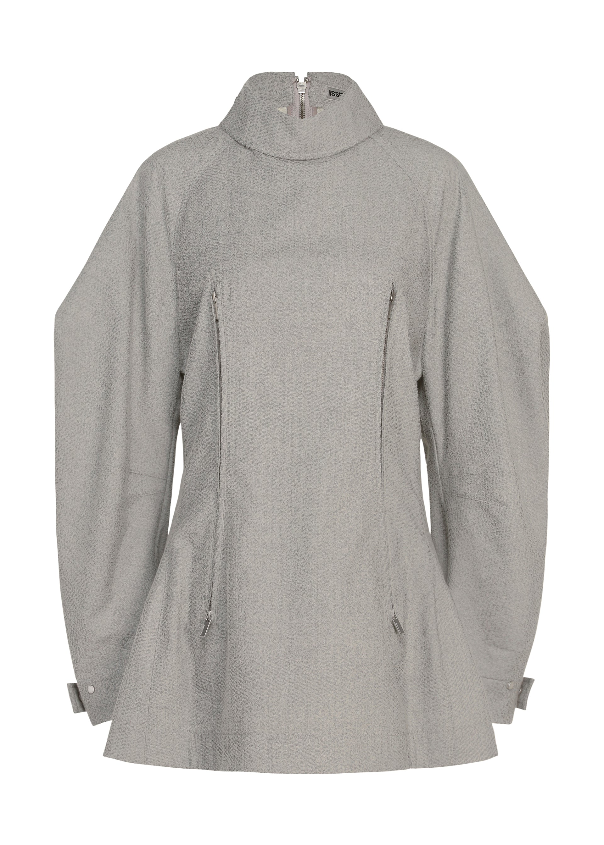 WOMEN / ALL TOPS – ISSEY MIYAKE ONLINE STORE