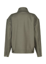 Back view of the SHELL jacket by ISSEY MIYAKE from the Autumn Winter 2026/27 Collection, in a plain olive-green shade. This luxurious wool jersey piece features long sleeves, a high collar, zippered sleeve cuffs, and button details at the hem. Its minimalist design is structured for a refined silhouette.