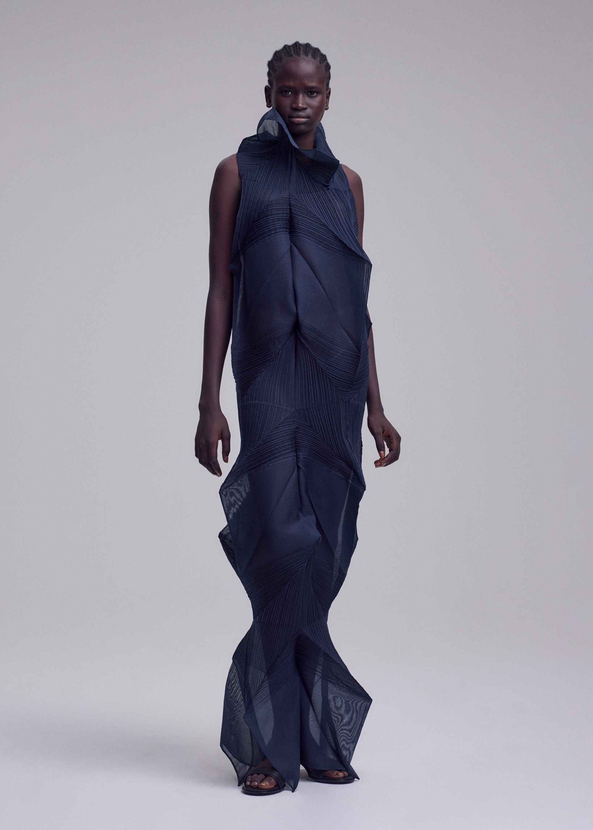 SHADE AND SHADED_NY – ISSEY MIYAKE ONLINE STORE