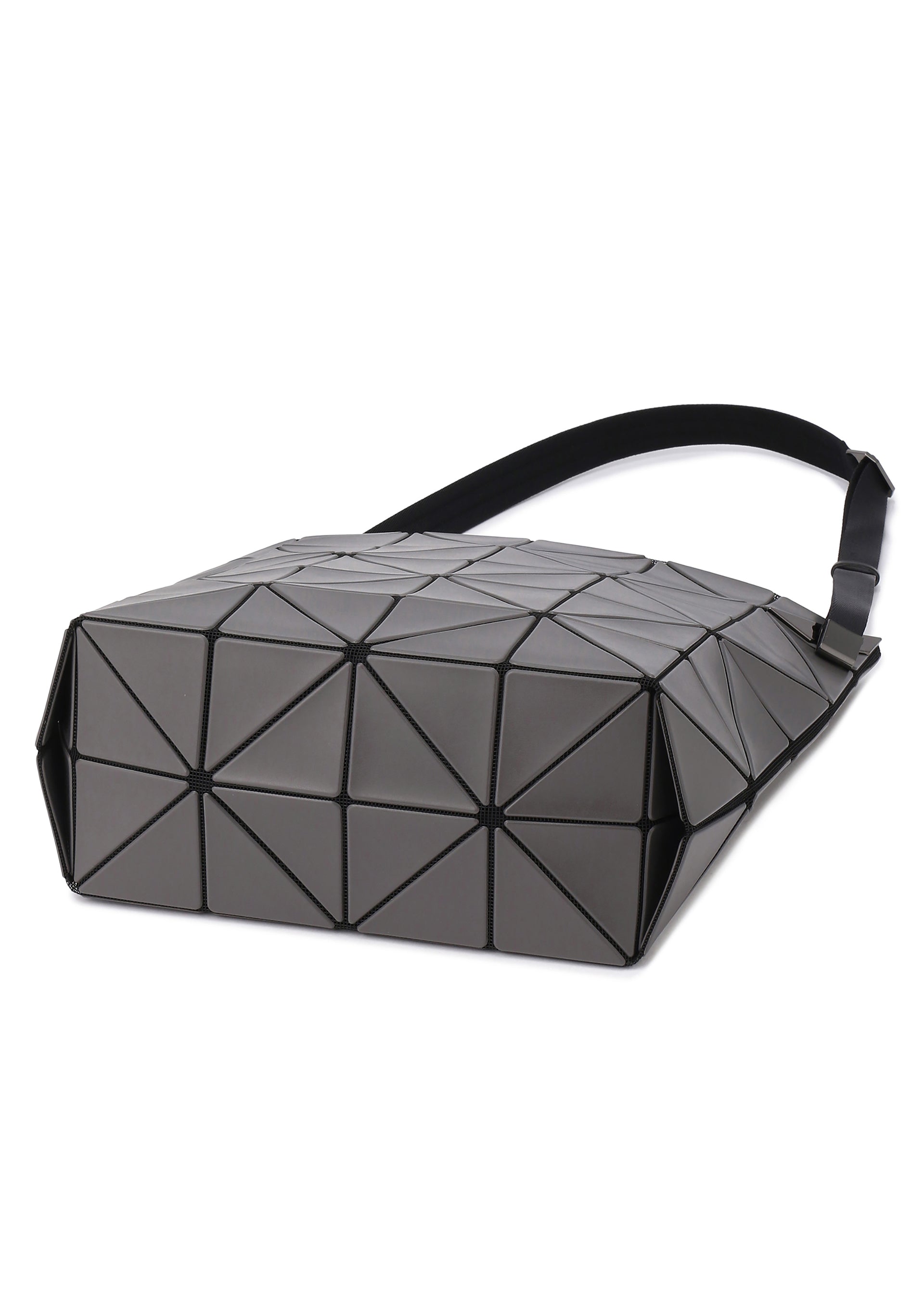 BLOCKY SHOULDER BAG – ISSEY MIYAKE ONLINE STORE