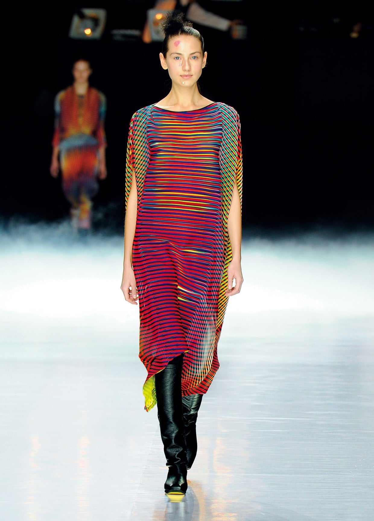 ISSEY MIYAKE COLLECTIONS AUTUMN WINTER 2016 – ISSEY MIYAKE ONLINE