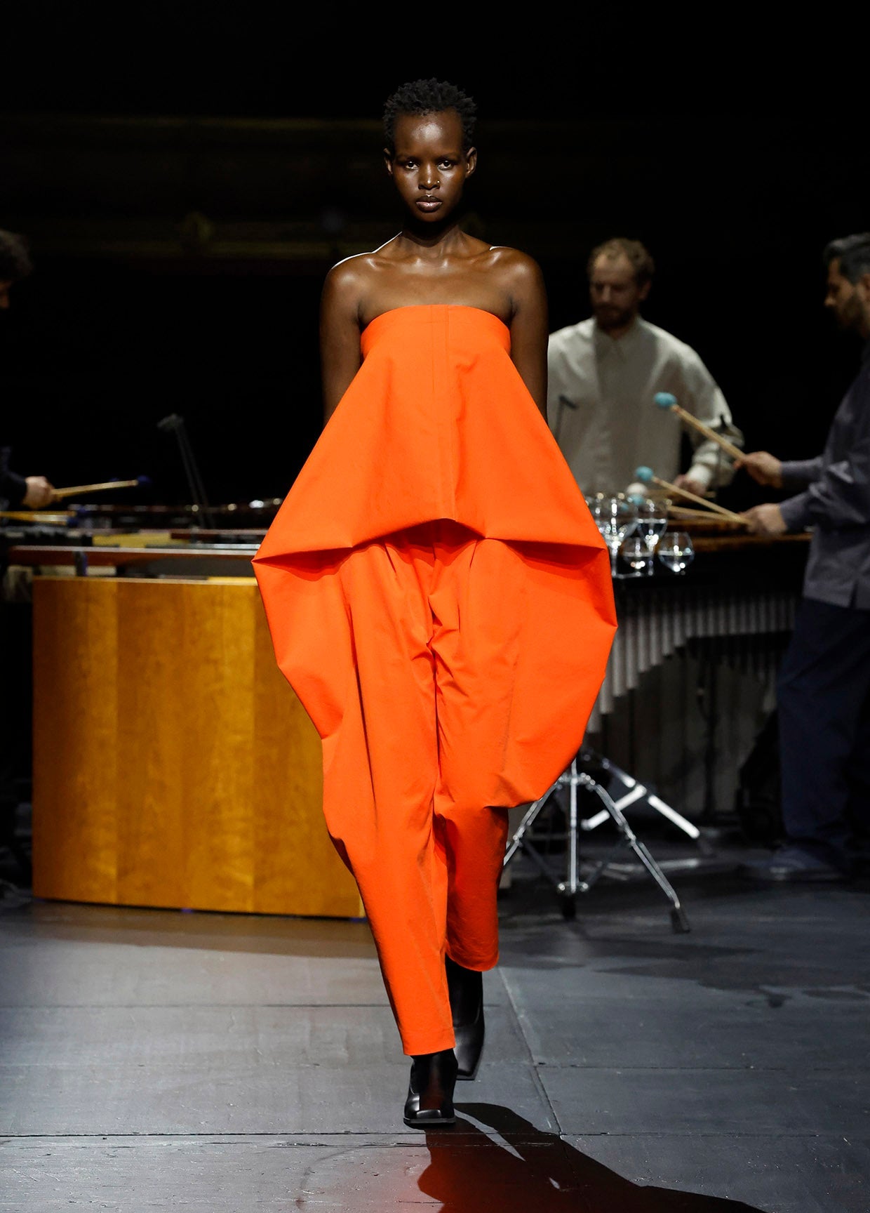 ISSEY MIYAKE COLLECTIONS AUTUMN WINTER 2023/24 – ISSEY MIYAKE