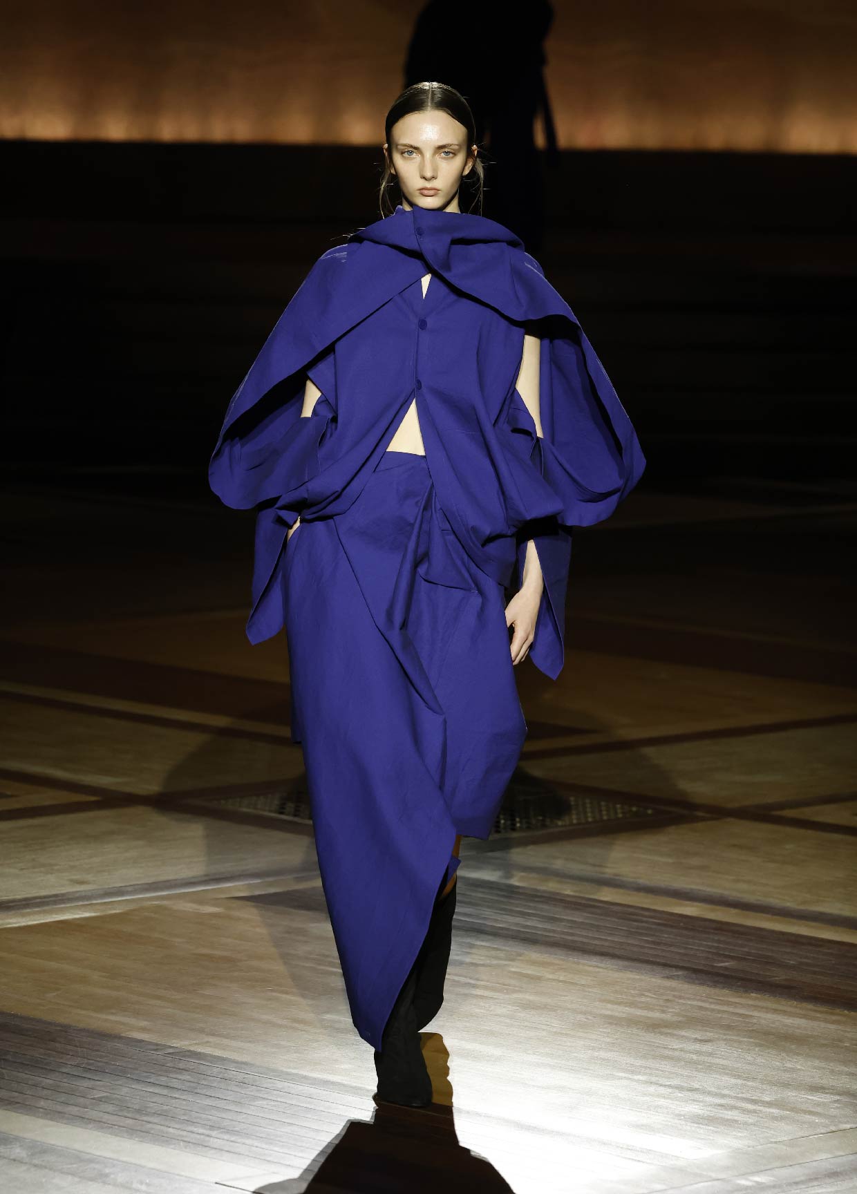 ISSEY MIYAKE AUTUMN WINTER 2024/25 – ISSEY MIYAKE ONLINE STORE