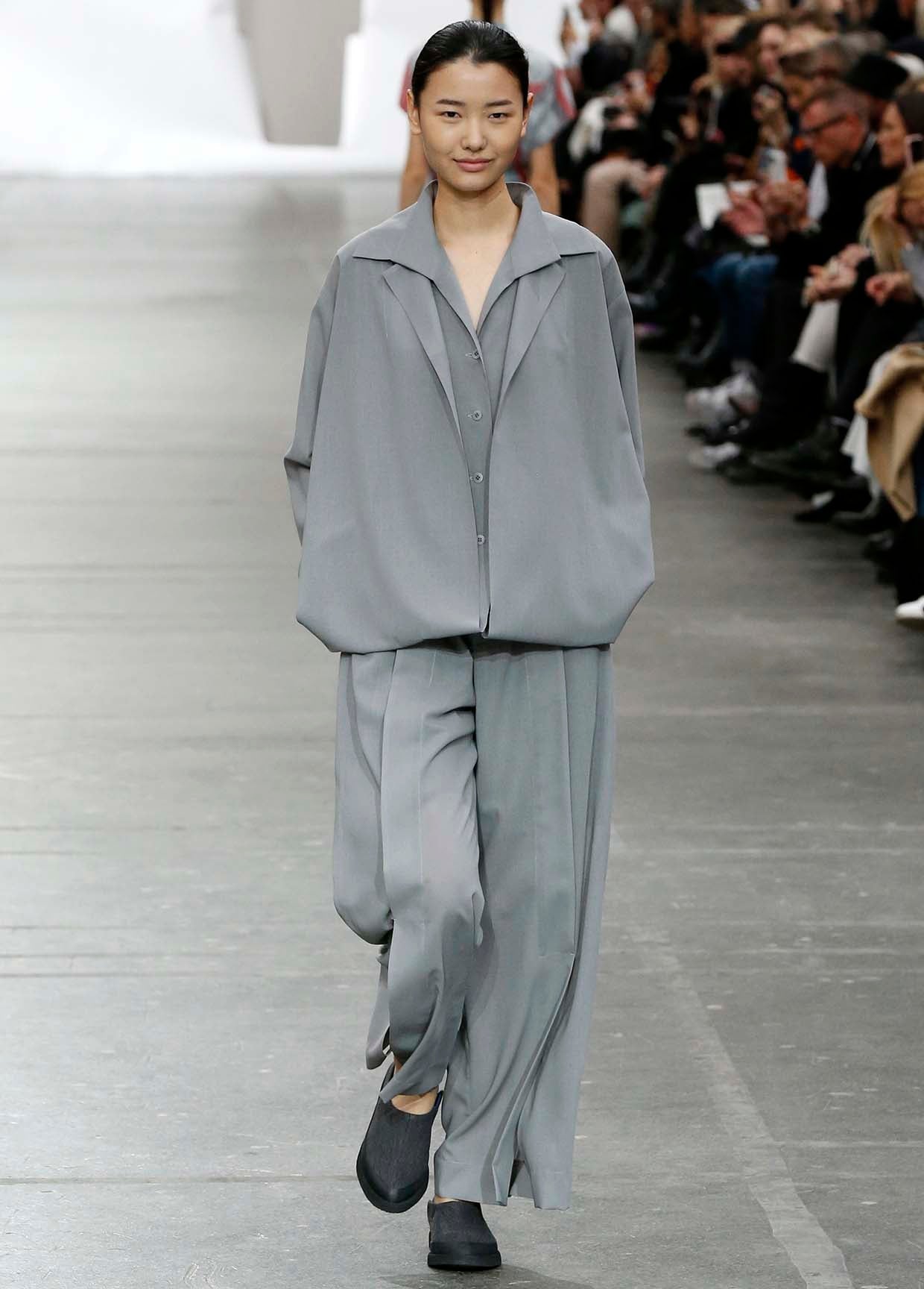 ISSEY MIYAKE COLLECTIONS AUTUMN WINTER 2020/21 – ISSEY MIYAKE