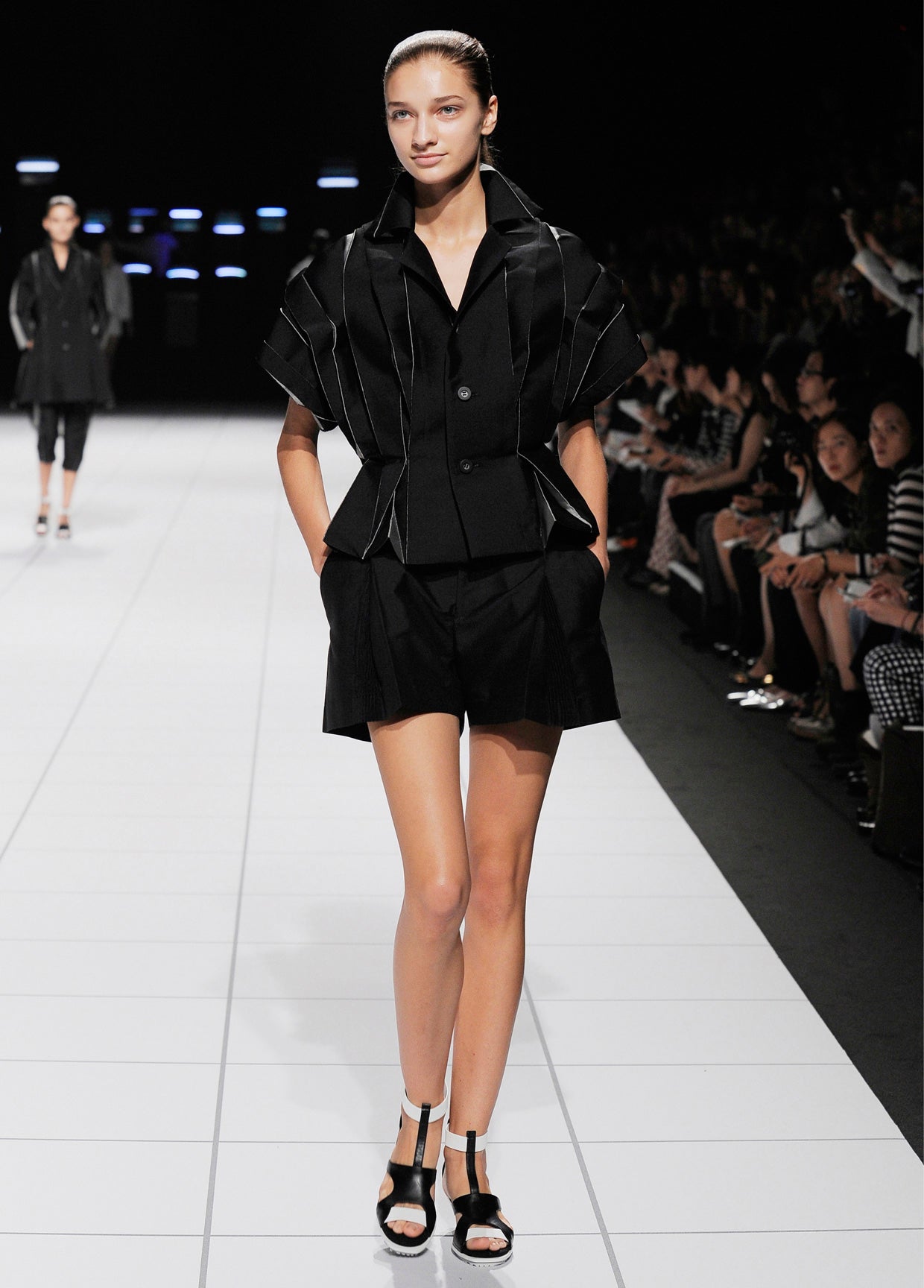 ISSEY MIYAKE COLLECTIONS SPRING SUMMER 2014 – ISSEY MIYAKE