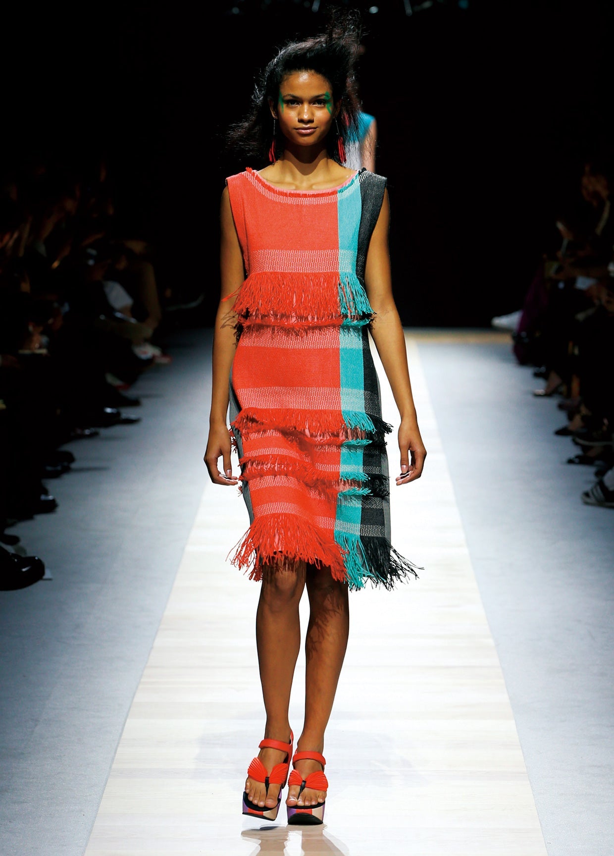 ISSEY MIYAKE COLLECTIONS SPRING SUMMER 2016 – ISSEY MIYAKE ONLINE