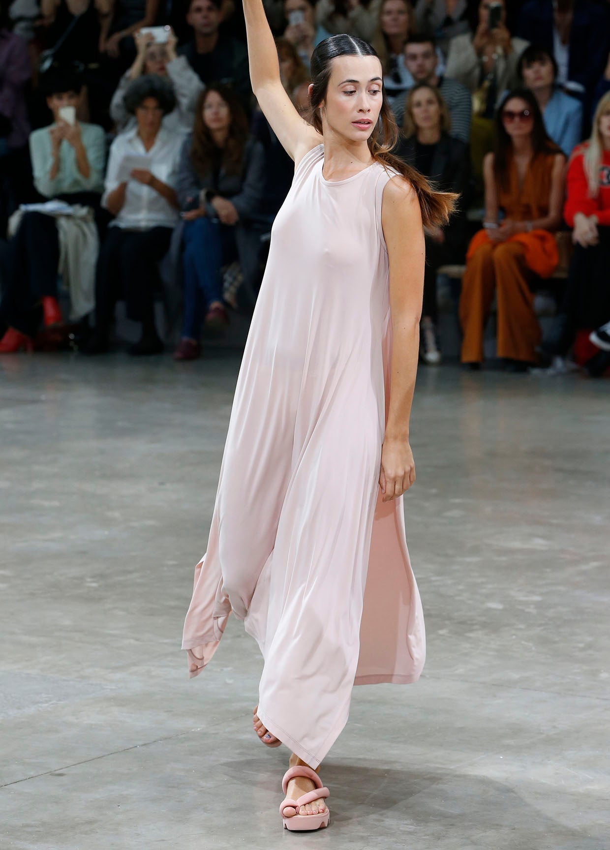 ISSEY MIYAKE COLLECTIONS SPRING SUMMER 2020 – ISSEY MIYAKE ONLINE