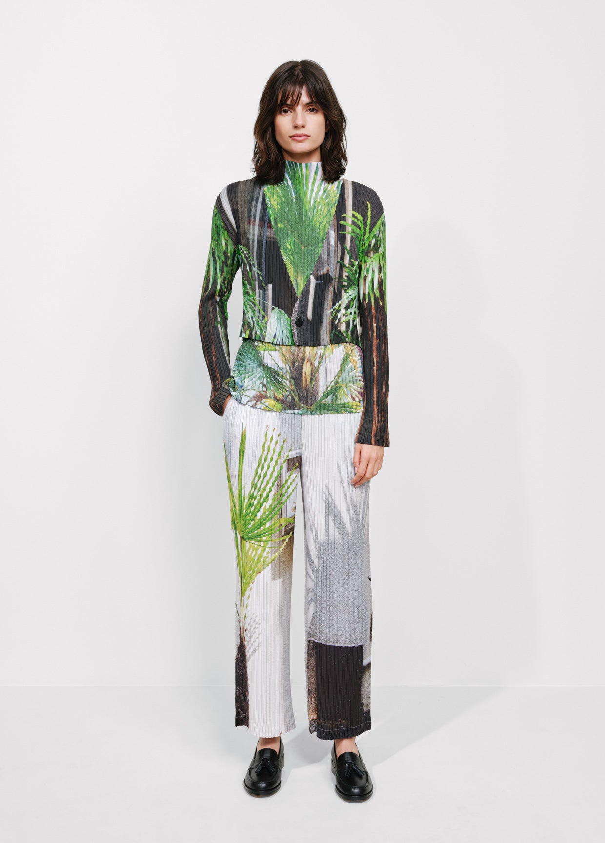 ISSEY MIYAKE LOOK 38