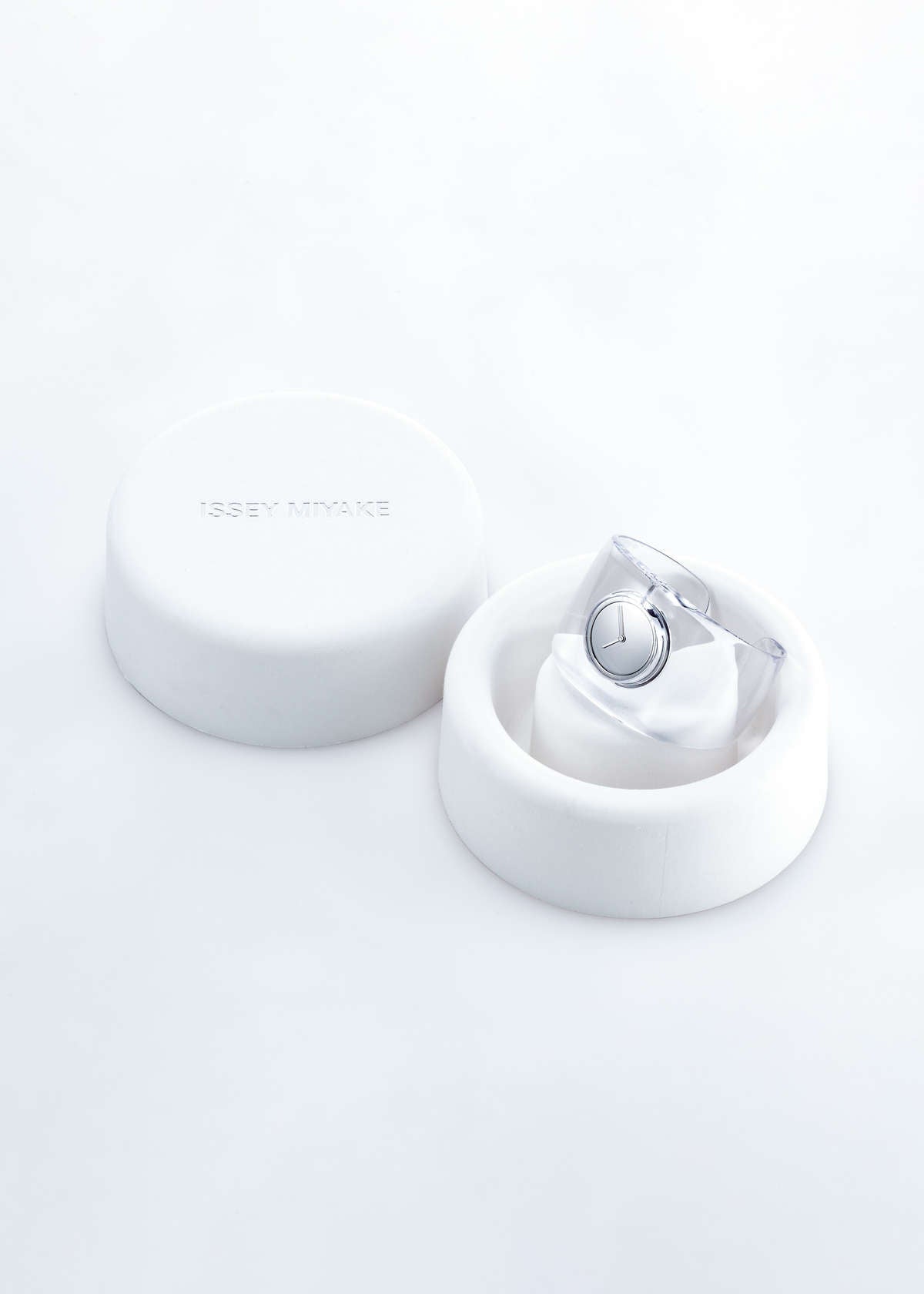 O-Bold　Designed by Tokujin Yoshioka