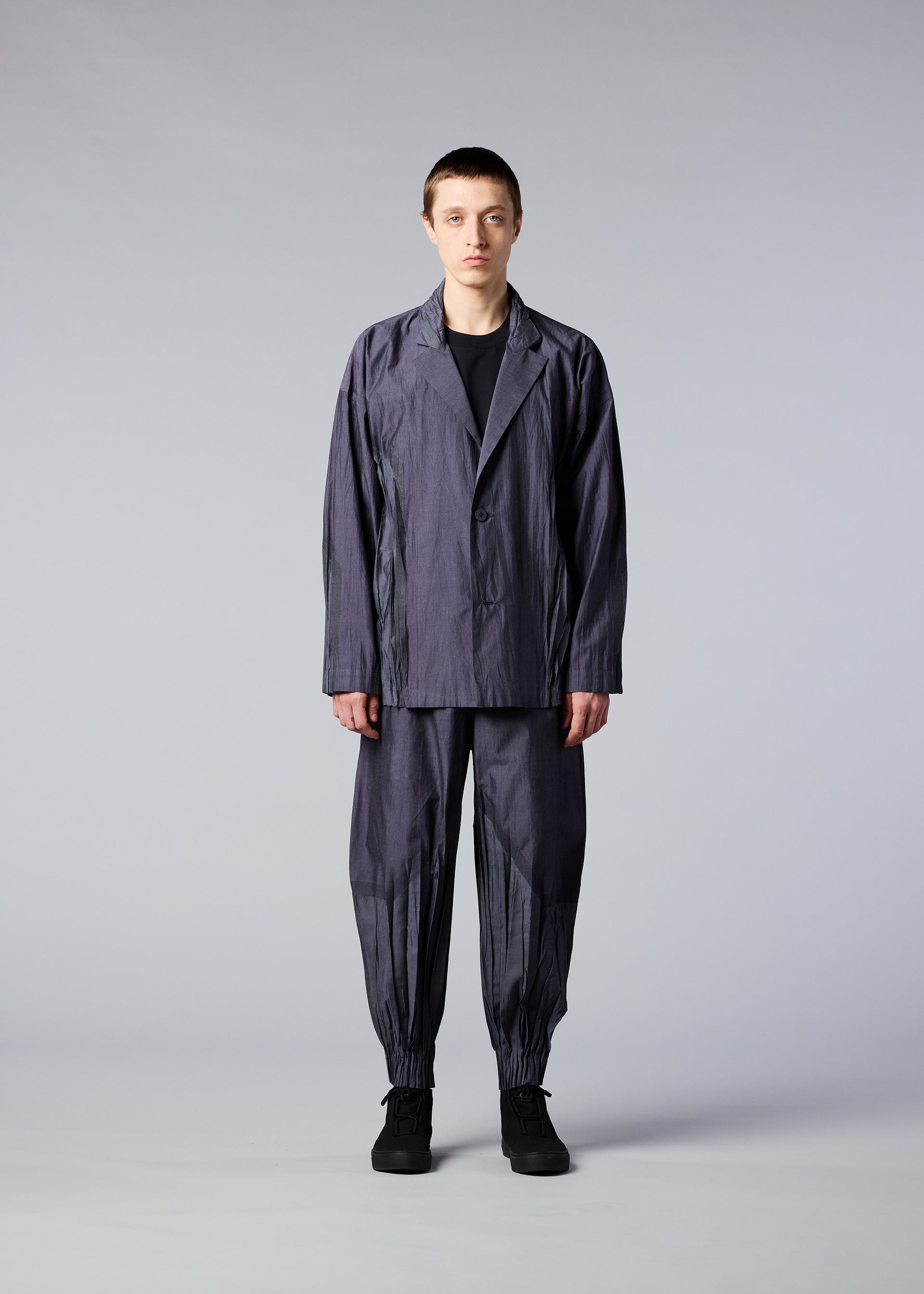 DUO, men's pants, wearing image 1