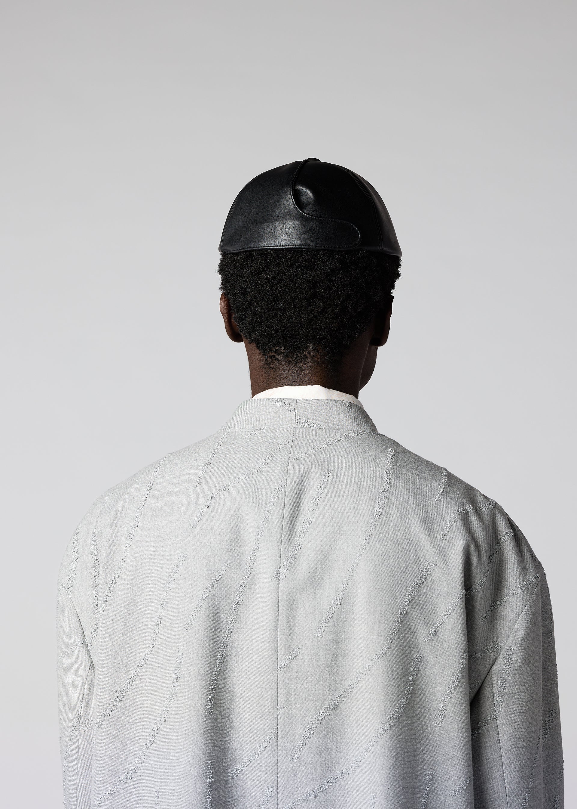 Zoomed view PIGEON CAP