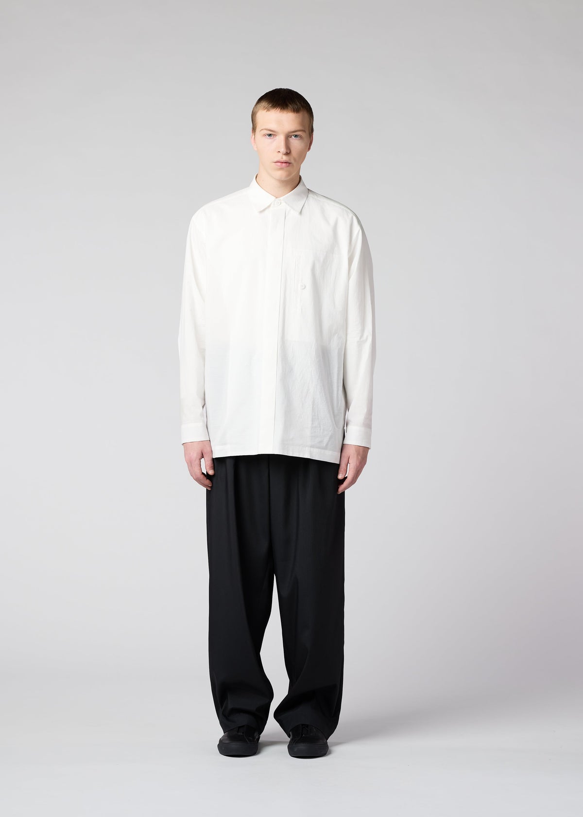 WHITE SHIRT