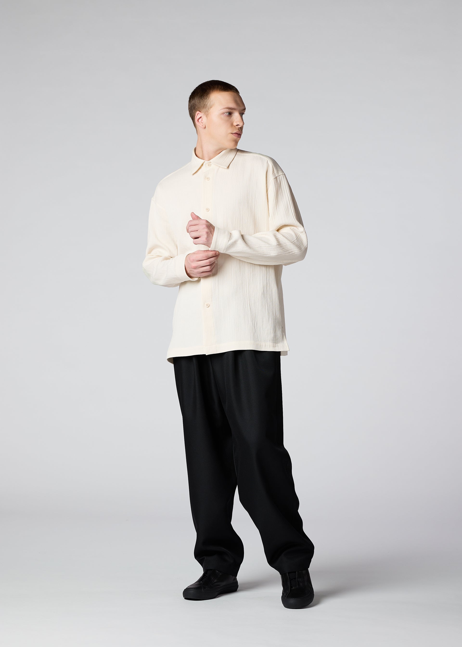 Zoomed view DOUBLE WEAVE CREPE