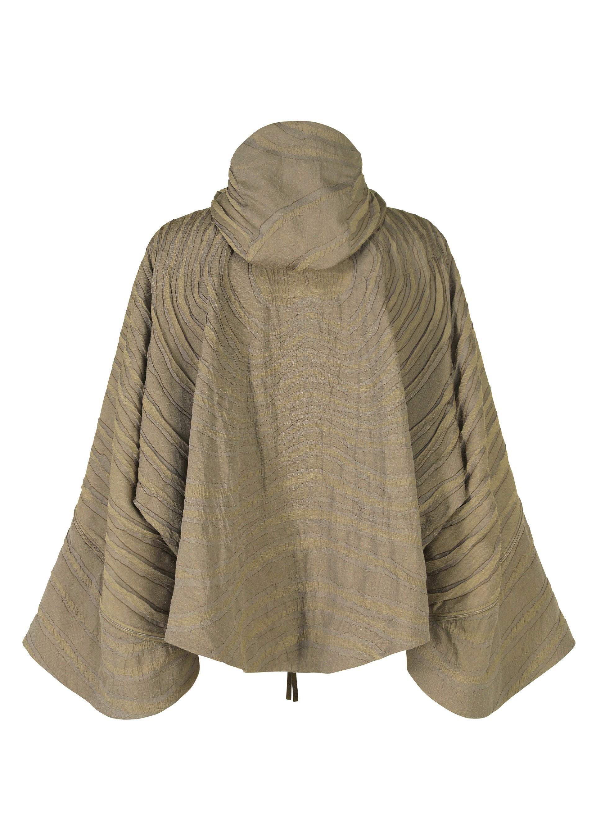 Zoomed view ENGRAVE by IM MEN is a textured light brown cape with wide, flowing sleeves and a high, draped collar. Horizontal pleats create a 3D wave effect inspired by Shoji Kamoda. Shown from the back.