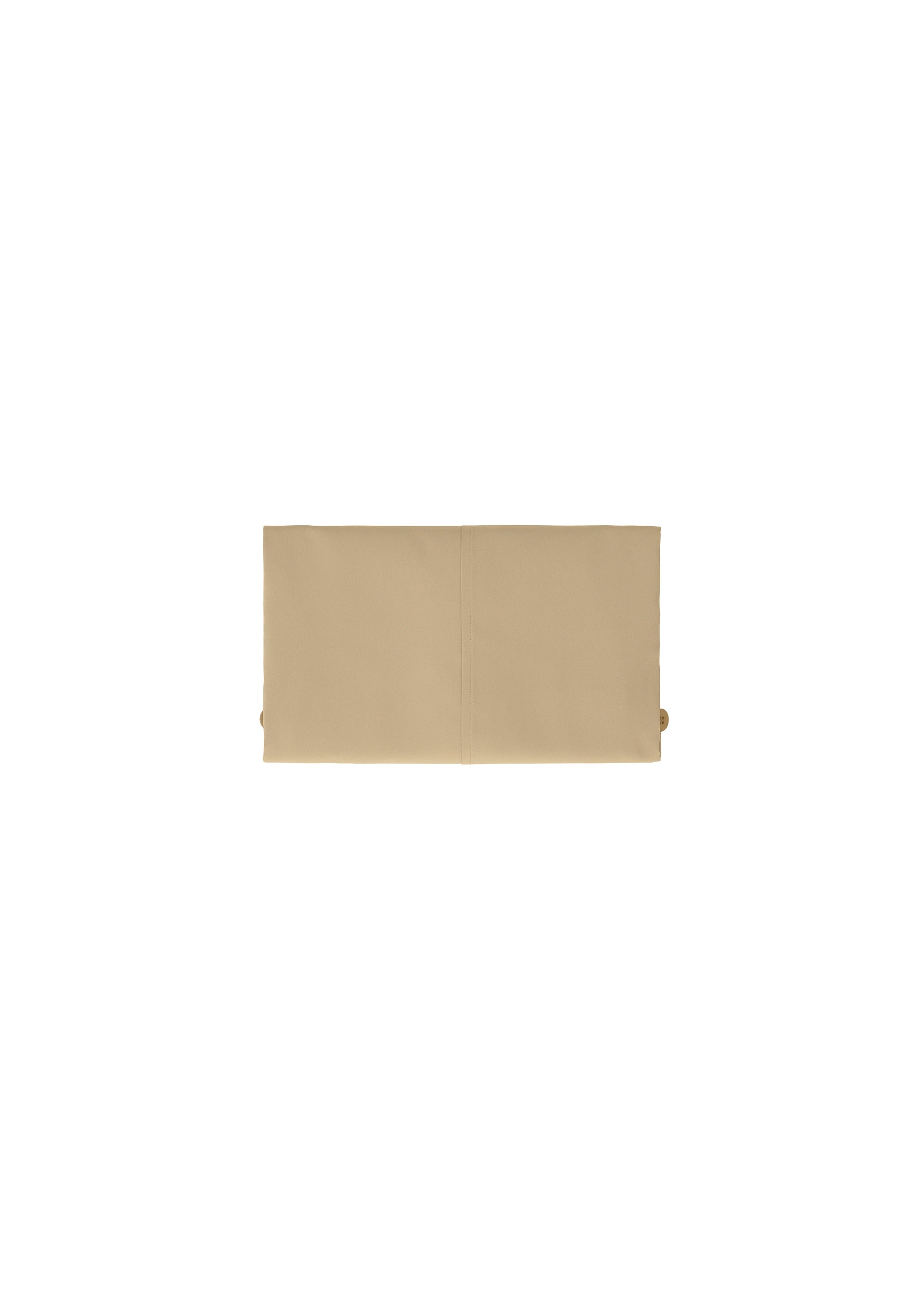 Zoomed view The FLAT clutch by IM MEN is a rectangular, beige, smooth-surfaced bag shown on a white background. Compact and stylish, it's perfect for essentials or pairing with a foldable jacket for effortless elegance anywhere.