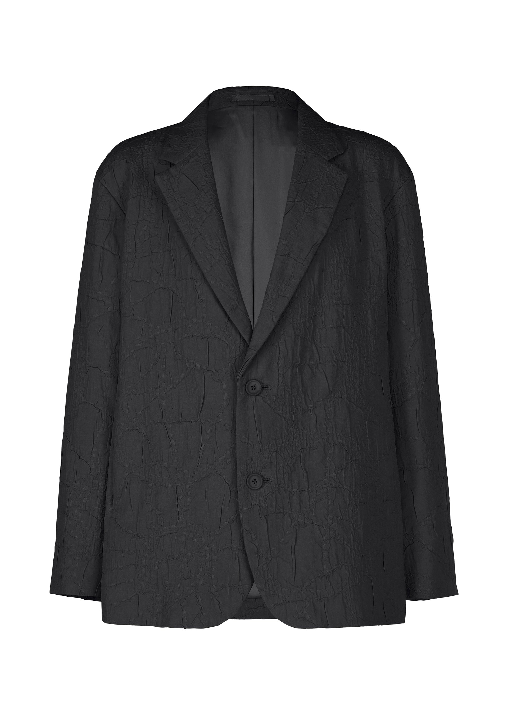 Zoomed view The SHRINK JACQUARD jacket by IM MEN is a loose-fitting black piece crafted from crinkled, wood-grain textured fabric, featuring notched lapels, long sleeves, two front buttons, and no visible pockets. - BLACK （no.15）