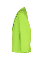 The IM MEN SHRINK JACQUARD blazer is displayed from the side against a white background, featuring a neon green hue, notched lapel, long sleeves, a relaxed fit, and a distinctive wood-grain jacquard pattern.