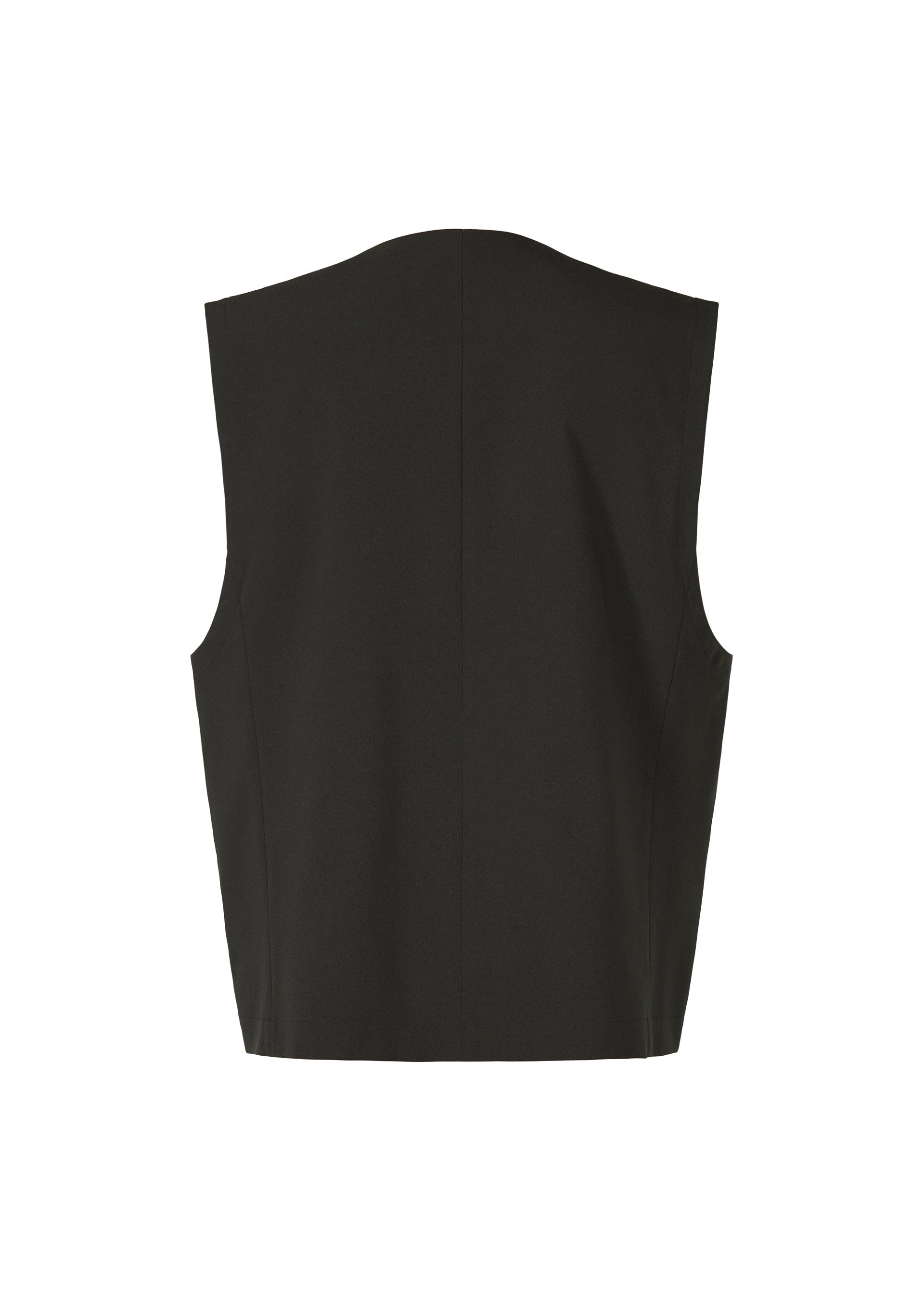 Zoomed view The IM MEN KAIYU is a sleeveless black vest with a straight hem and minimal, ceramic artist–inspired design shown from the back, featuring no visible fasteners or embellishments, set against a plain white background.