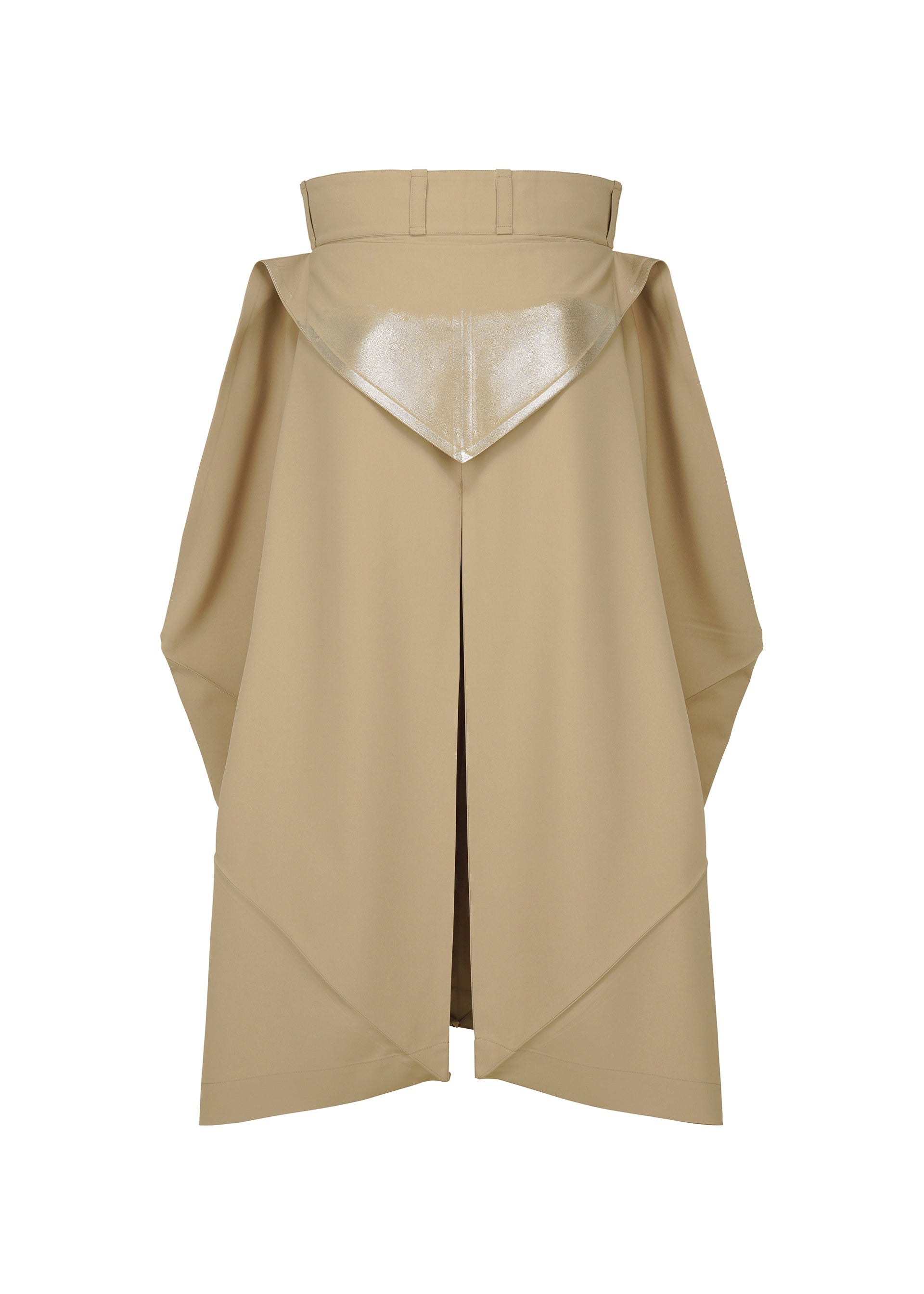 Zoomed view The GINTO FLAT by IM MEN is a tan knee-length trench with wide shoulders, high collar, large lapels, metallic upper back detail, and open back vent. Pair with ceramic-inspired pants to showcase its sculptural design for a modern style.