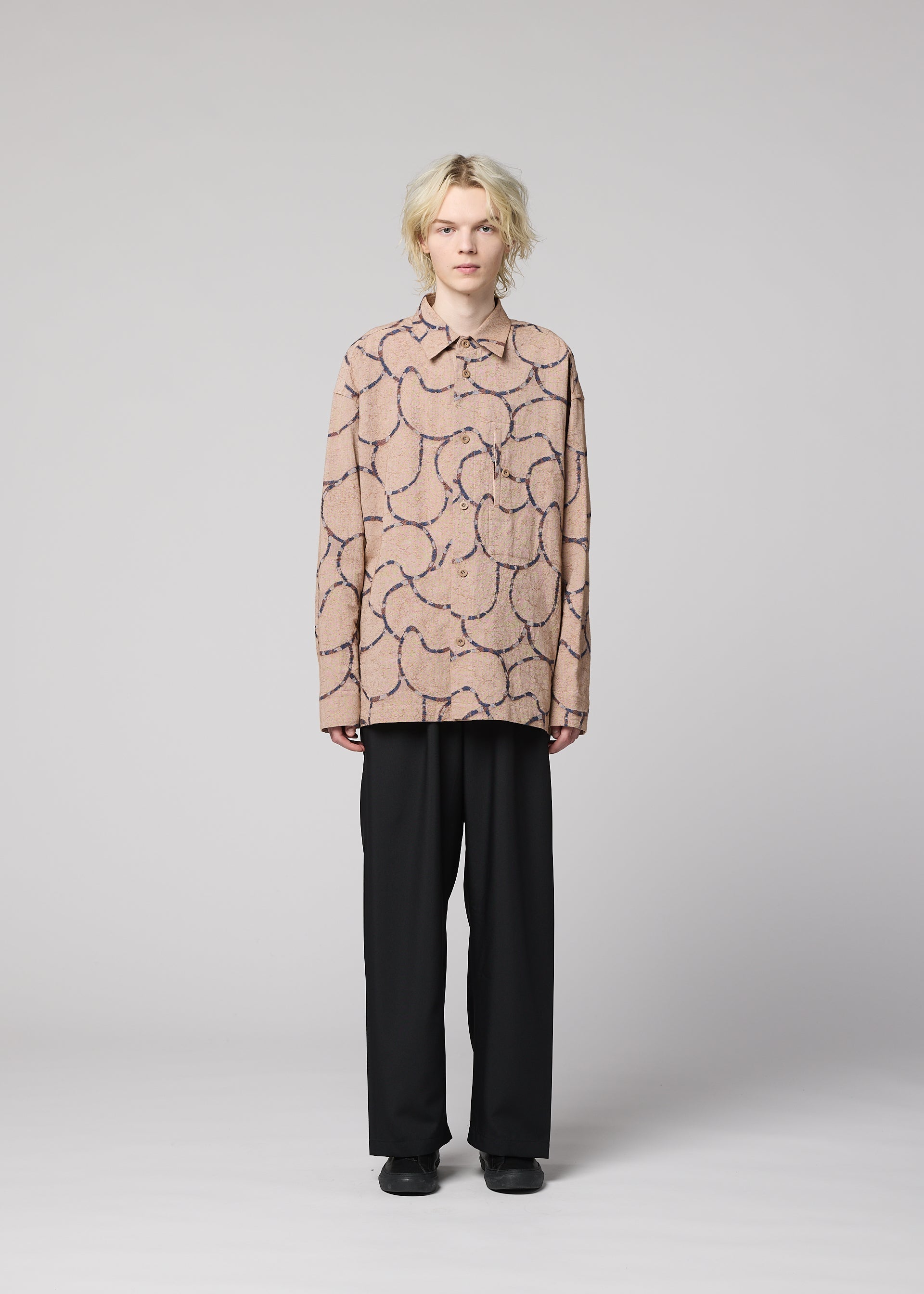 MEN / SHIRTS – ISSEY MIYAKE ONLINE STORE