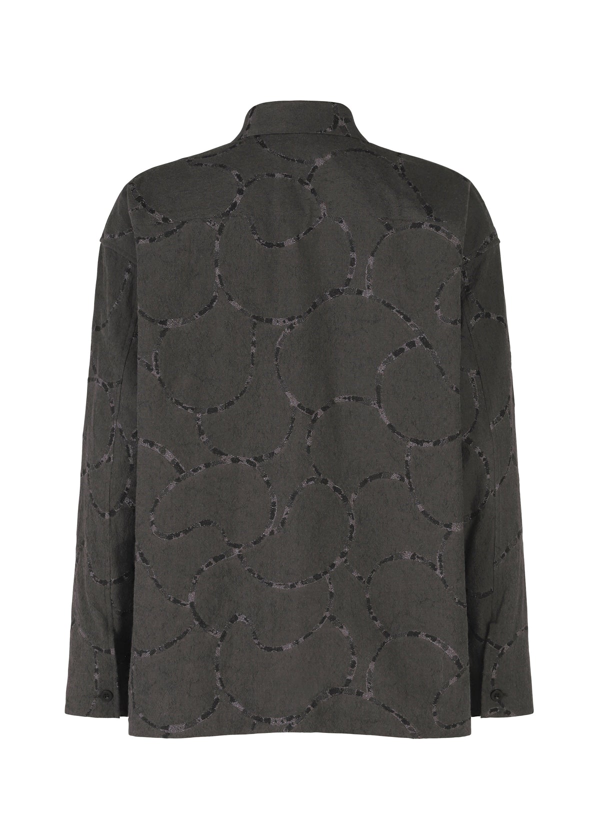 The IM MEN VASE JACQUARD SHIRT is a long-sleeved, dark gray cotton shirt with a textured, wavy abstract pattern inspired by Shoji Kamoda. Shown from the back, it features a relaxed fit and straight hem. view 2 of 7
