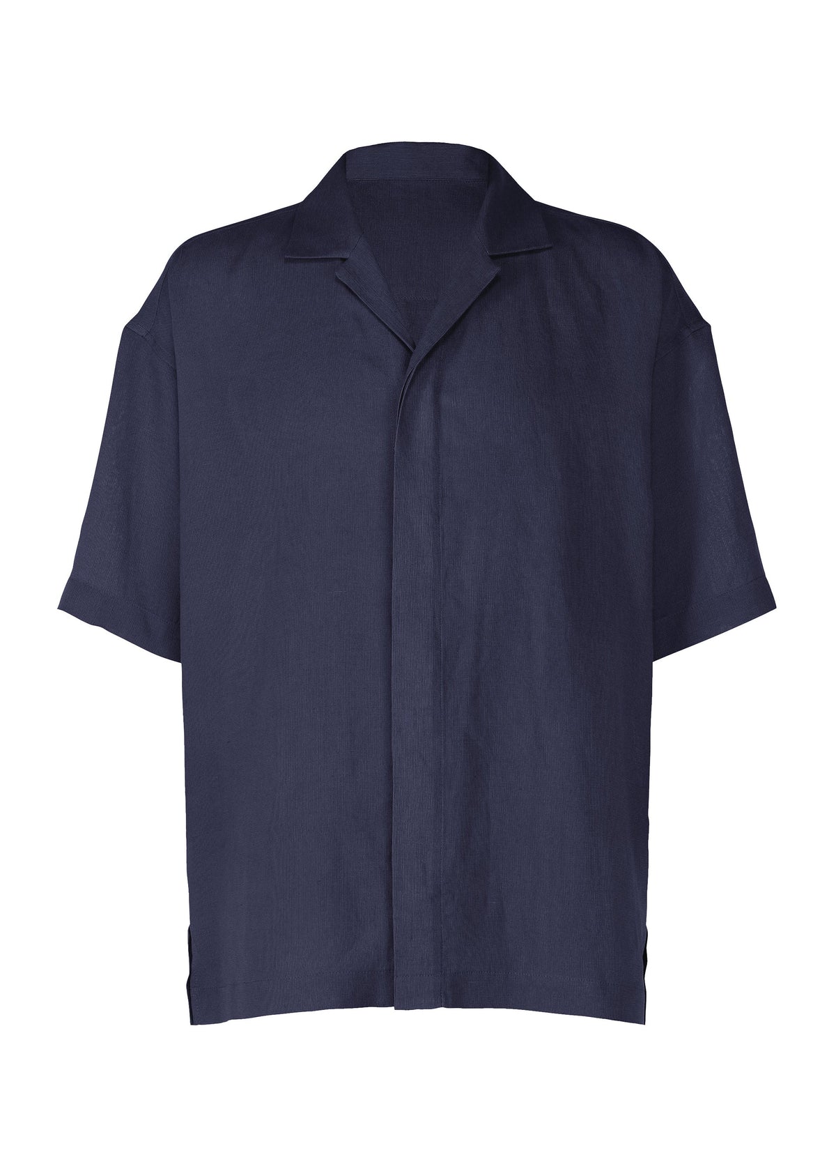 The IM MEN FLOATING LINEN is a short-sleeved, dark navy blended linen shirt featuring an open collar and relaxed fit, shown on a plain white background. view 3 of 9