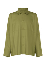 The IM MEN COMPACT SHIRT is an olive green, loose-fitting, wrinkle-resistant button-up with a pointed collar and minimalistic design, shown against a plain white background. - KHAKI （no.65）
