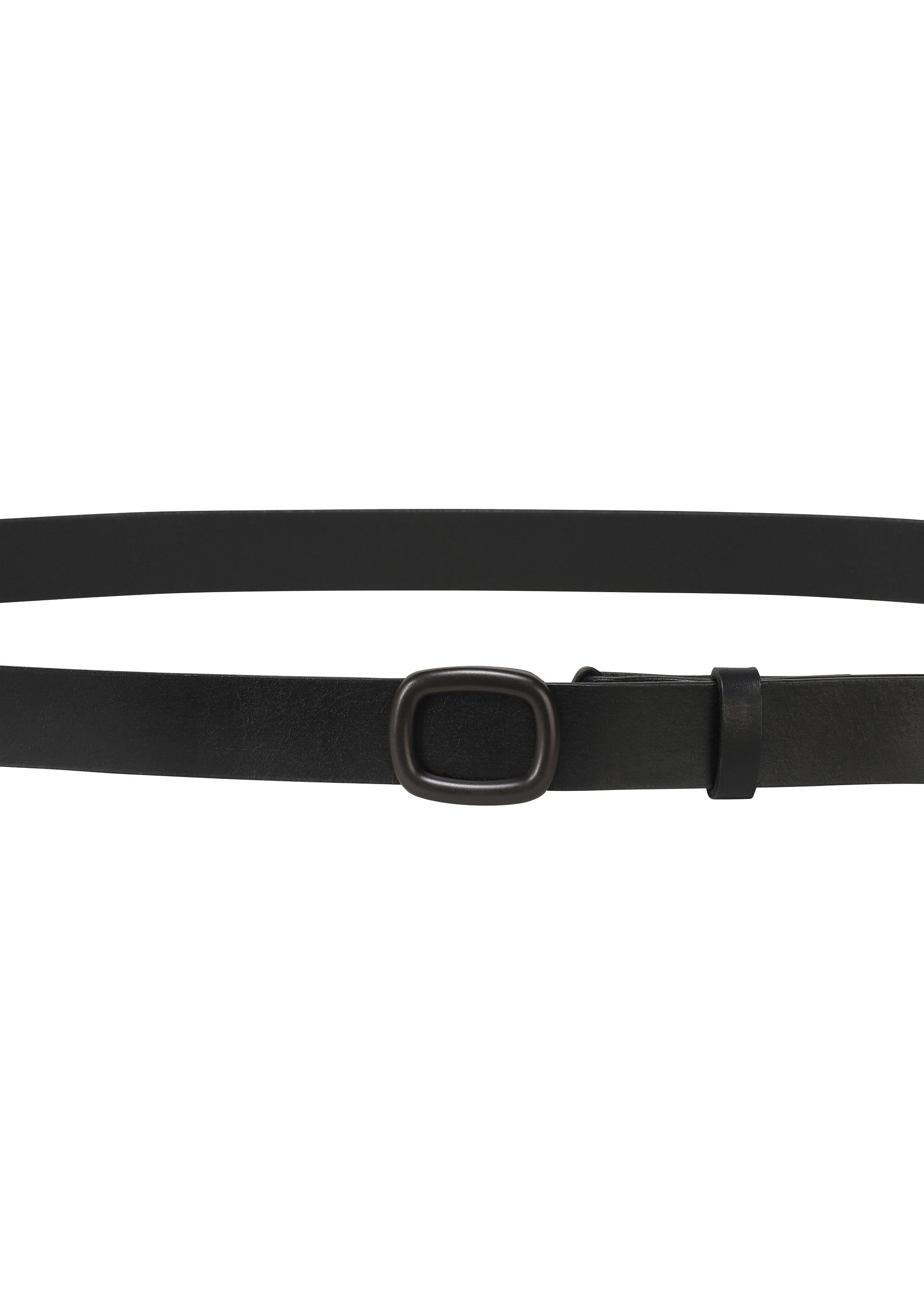 Zoomed view The OVAL by IM MEN is a plain black genuine leather belt featuring a small, oval-shaped black buckle, displayed horizontally against a white background.