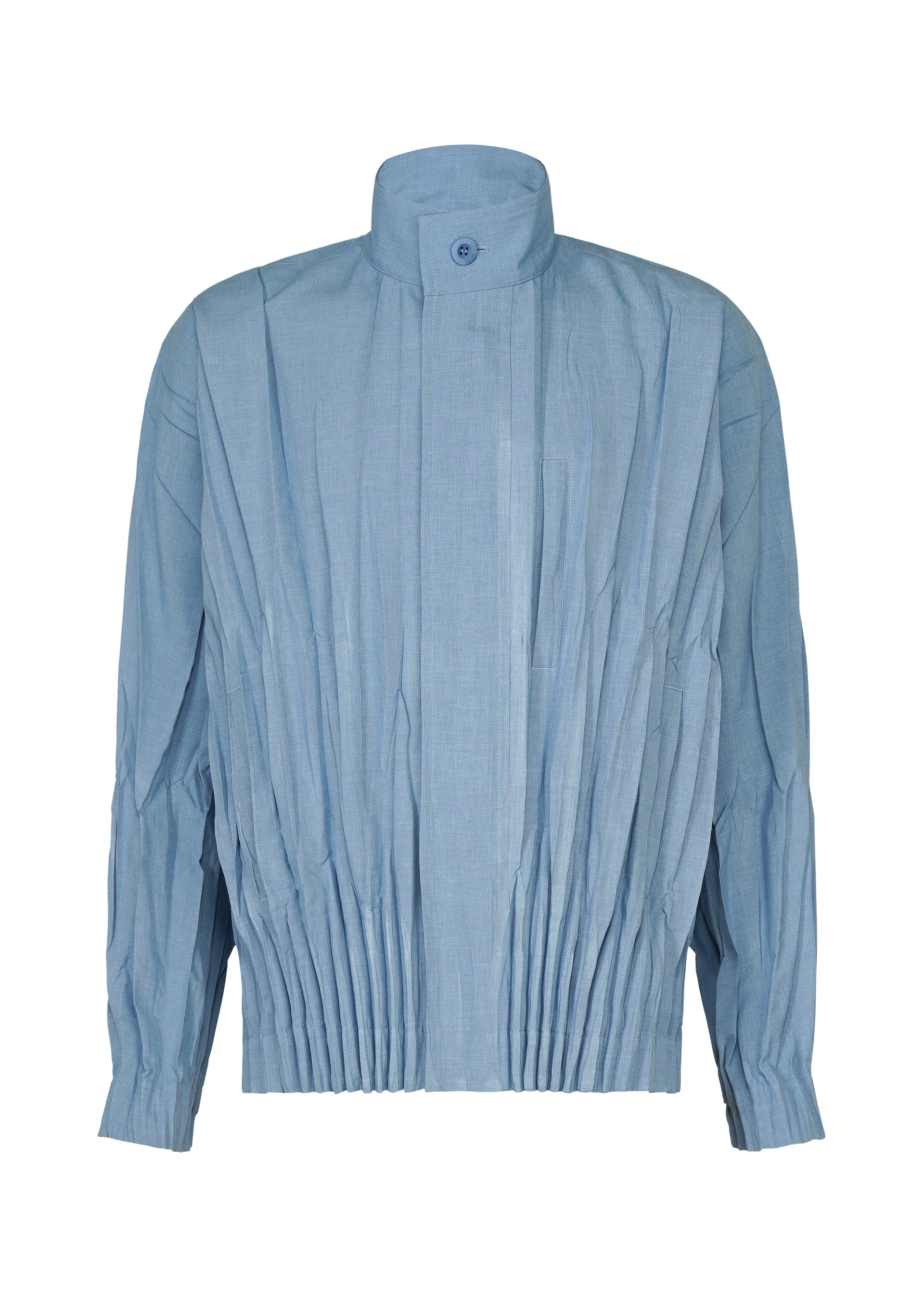 Zoomed view Introducing EDGE by IM MEN: a light blue, long-sleeve pleated jacket featuring a high collar and a single button closure at the neck. Designed with gathered fabric from shoulders to hem and cuffs for a sculptural, three-dimensional effect, this piece is crafted from mélange polyester and is free of visible pockets or patterns. - LIGHT BLUE （no.70）