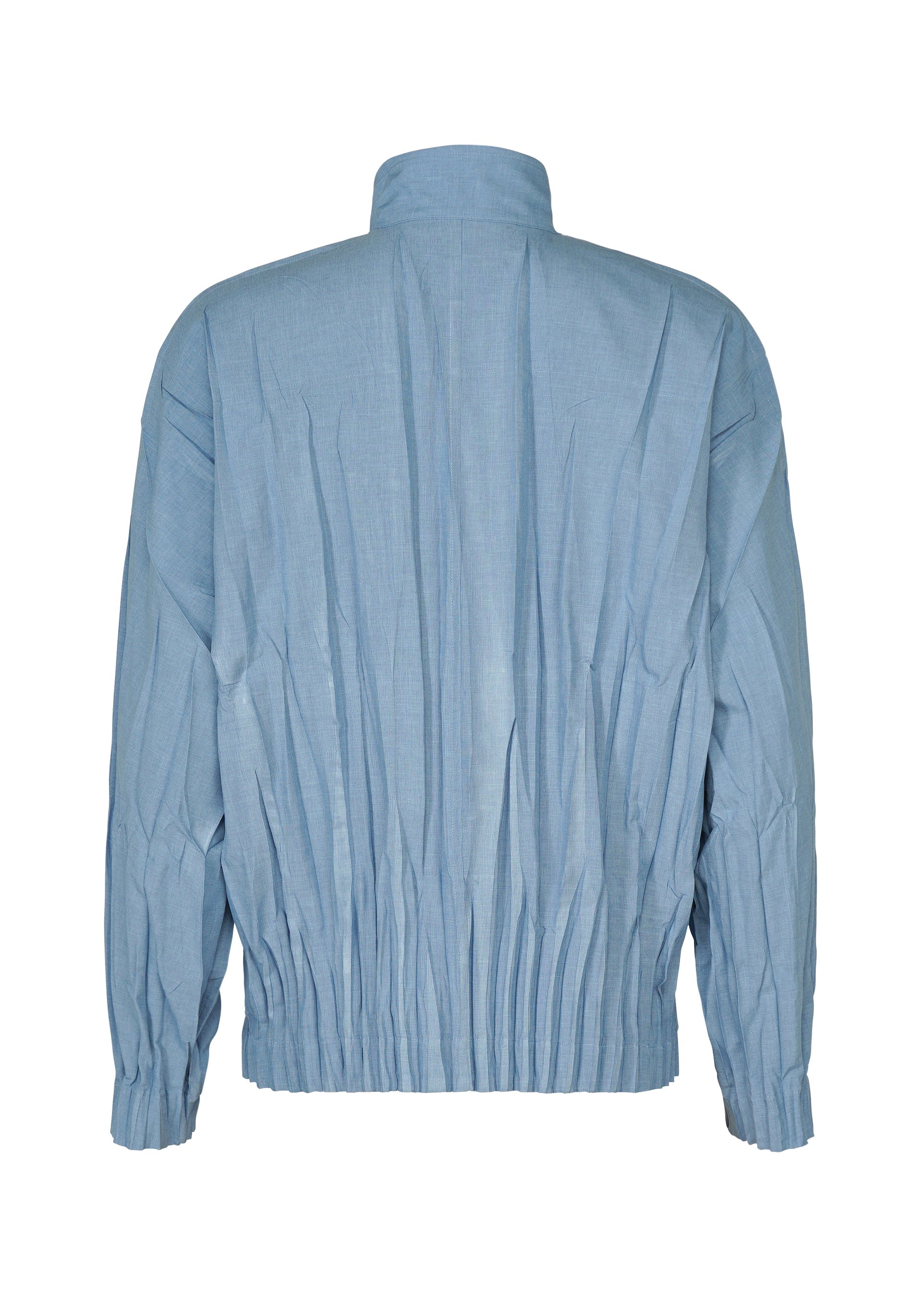 Zoomed view IM MEN EDGE jacket in light blue, displayed from the back. Features a high collar, distinctive pleated fabric for a three-dimensional effect, and gathered elastic at the waist and cuffs. Made from soft mélange polyester to enhance texture and style.
