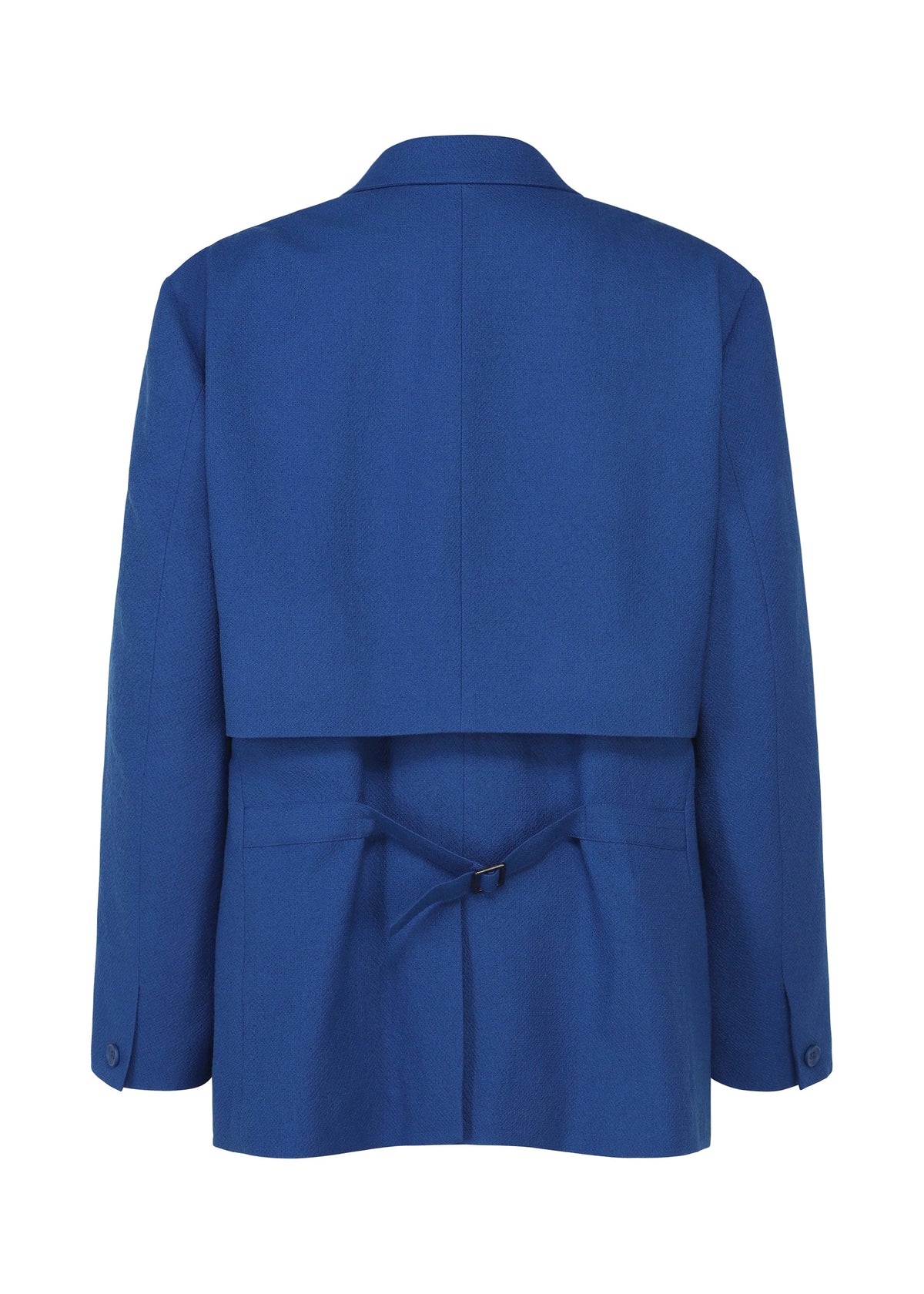Zoomed view Back view of a royal blue SHRINK WOOL jacket by IM MEN with a cropped overlay, belted waist, buttoned cuffs, and a structured modern design from the Autumn Winter 2026/27 collection.