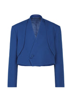 The SHRINK WOOL by IM MEN is a cropped, royal blue blazer featuring a crepe-look finish, long sleeves, single button closure, satin-lined interior, and a unique curved lapel. - BLUE （no.72）