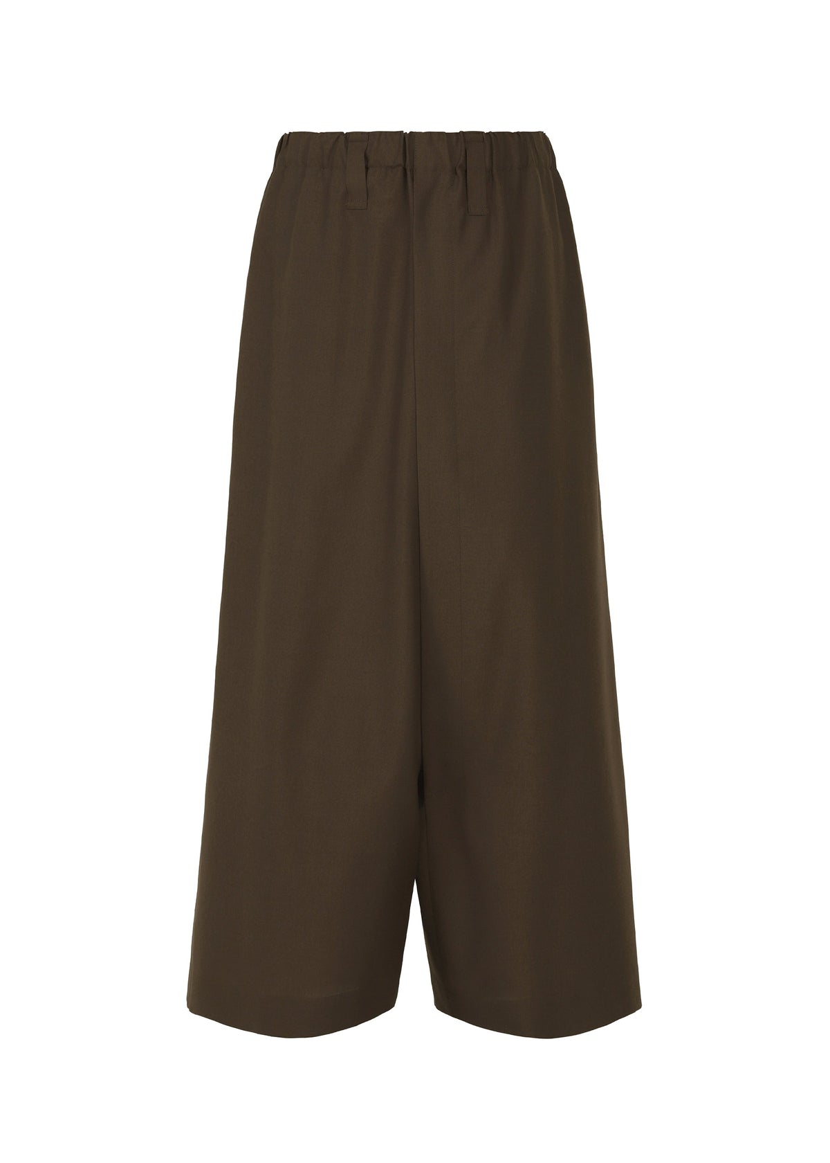 The SUAVE shorts by IM MEN feature a relaxed, loose fit, knee-length cut, and elastic waistband. Crafted from a wool blend in brown, they are styled for comfort and displayed against a white background. view 3 of 9