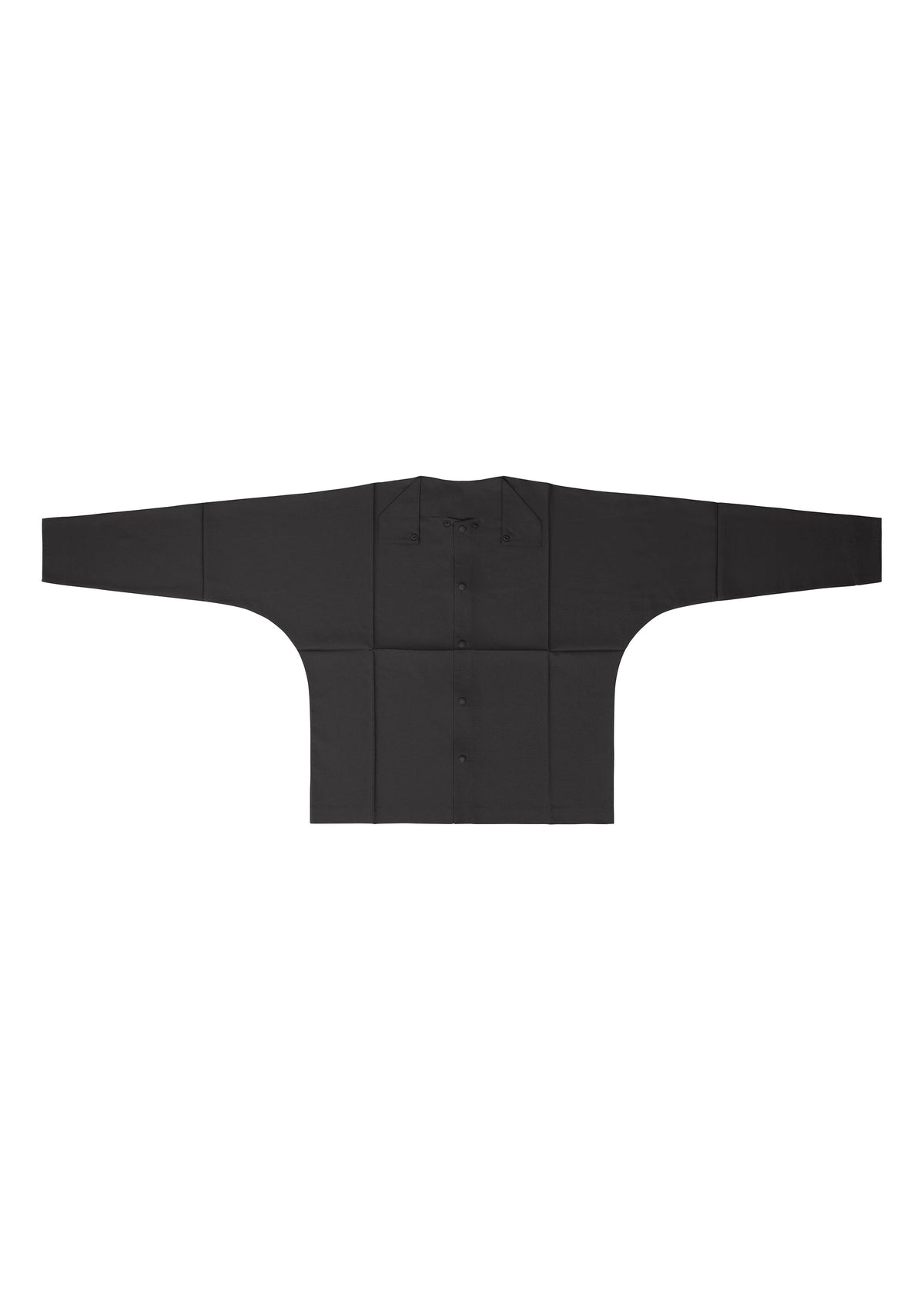 The IM MEN COMPACT SHIRT BLACK is a wrinkle-resistant, long-sleeved kimono-style shirt with wide sleeves and a simple geometric design, shown laid flat on a white background. view 4 of 11