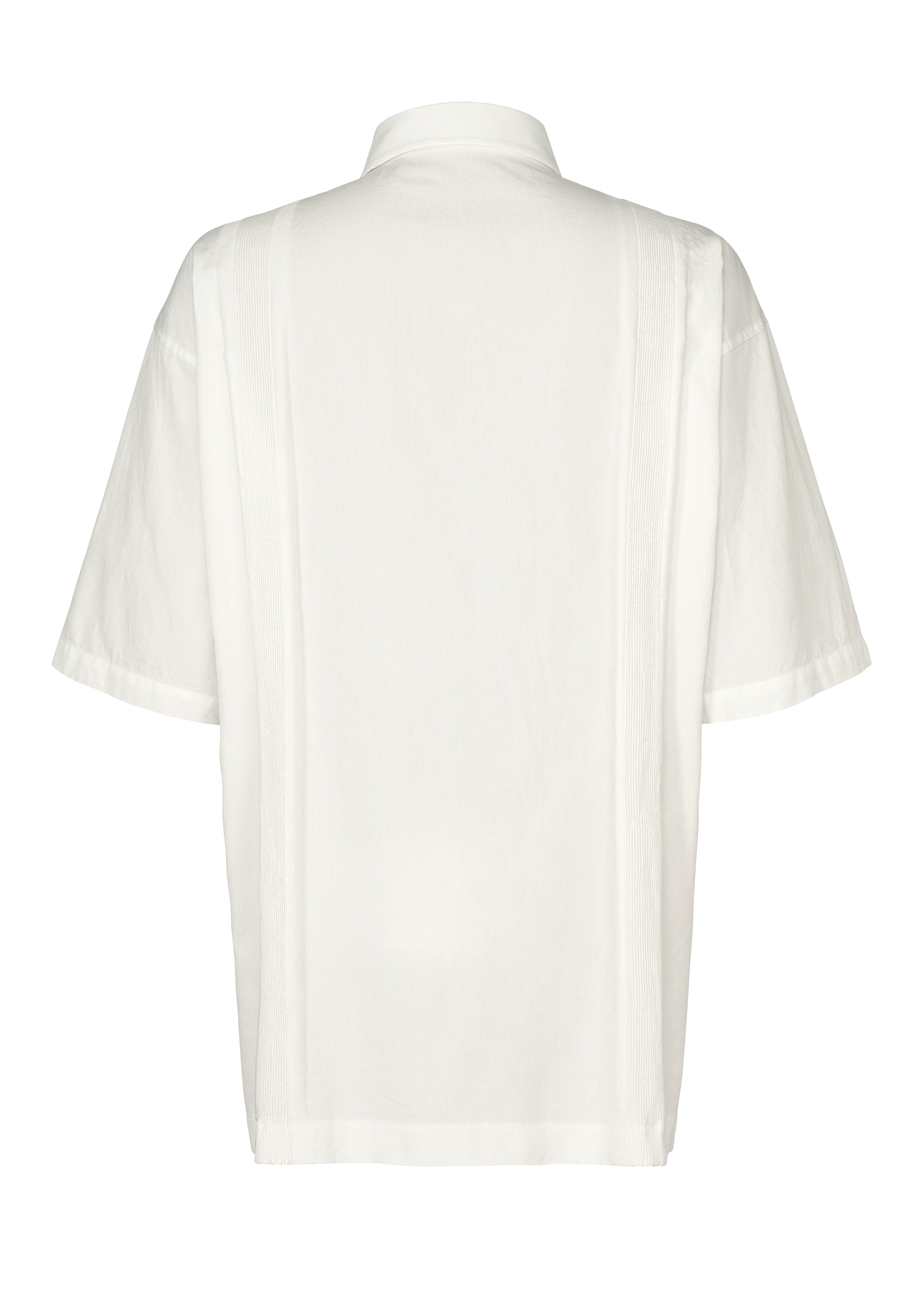 Zoomed view The IM MEN CLAY SHIRT is a relaxed-fit, short-sleeved cotton shirt in plain white, shown from the back with a simple collar and no visible buttons or patterns.