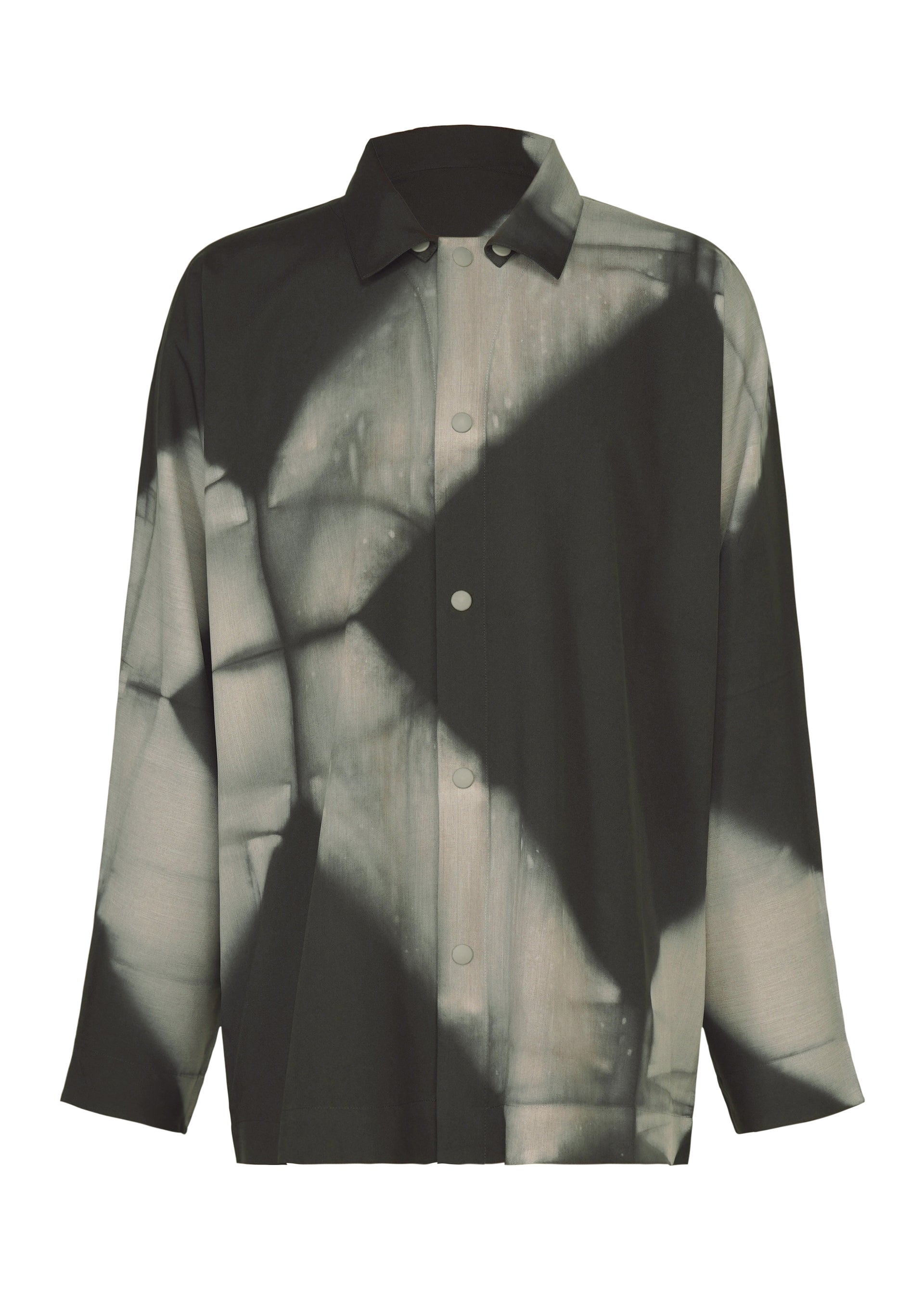 Zoomed view The ITAJIME SHIRT by IM MEN is a long-sleeve button-up shirt with a collar, showcasing an abstract black and white geometric pattern inspired by traditional itajime shibori dyeing techniques. This distinctive design brings a modern twist to classic craftsmanship, making the geometric pattern shirt truly stand out. - BLACK （no.15）