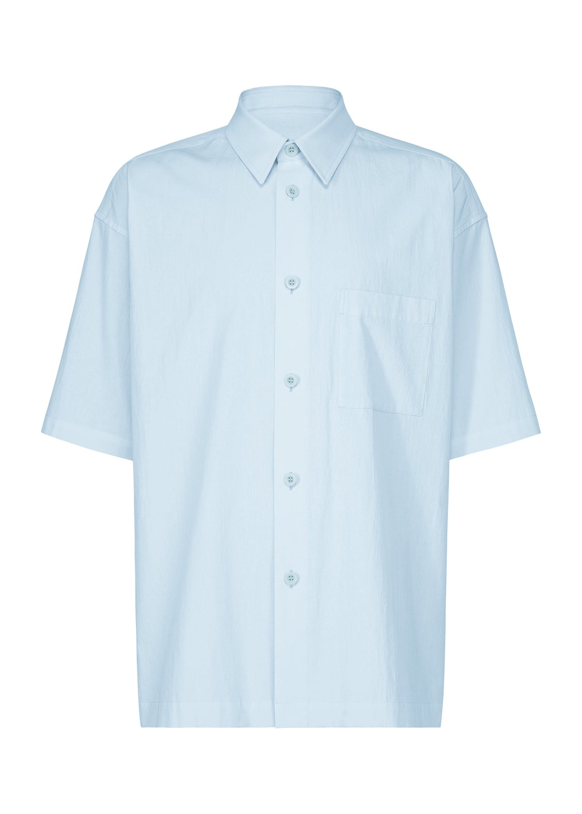 IM MEN’s WHITE SHIRT features short sleeves, a regular collar, and a front pocket on the left chest for practical style. Designed in a relaxed fit and crafted from a comfortable cotton-linen-ramie blend, this shirt provides effortless everyday wear. view 3 of 9