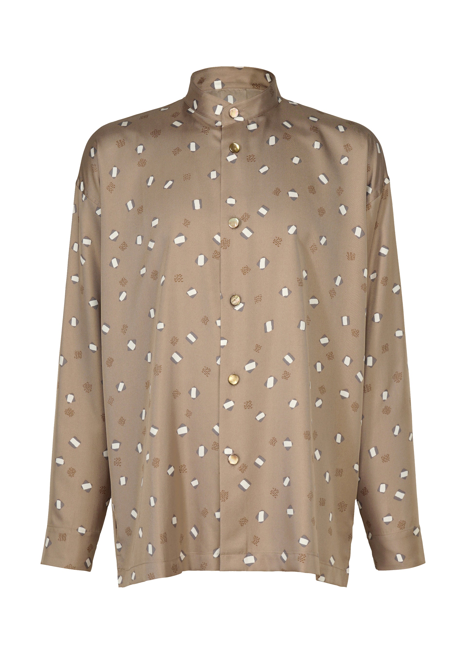 Zoomed view Discover the MERRY SATIN SHIRT by IM MEN, a light brown, long-sleeved button-up featuring a modern mandarin collar and a scattered pattern of small white and brown geometric shapes. Inspired by the IM MEN Autumn Winter 2026/27 collection, this satin stand-up collar shirt brings a contemporary edge to classic tailoring. - BEIGE （no.41）