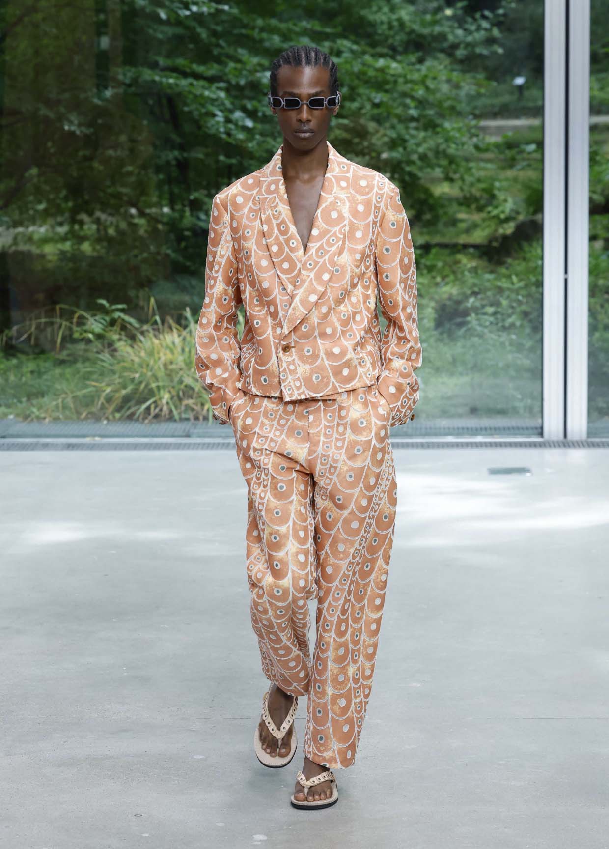 IM MEN COLLECTION SPRING SUMMER 2026 RUNWAY LOOKS – ISSEY MIYAKE