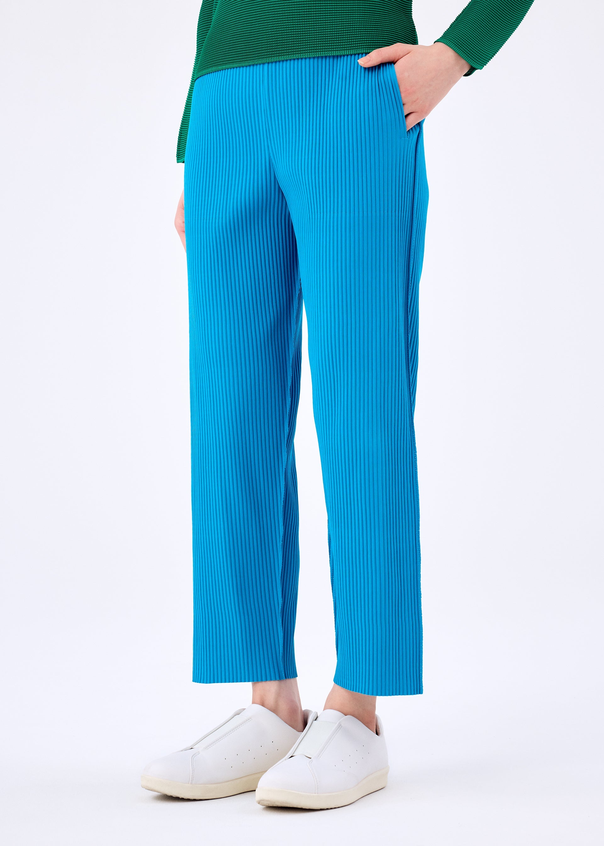 FINE KNIT PLEATS COLOR 2 PANTS