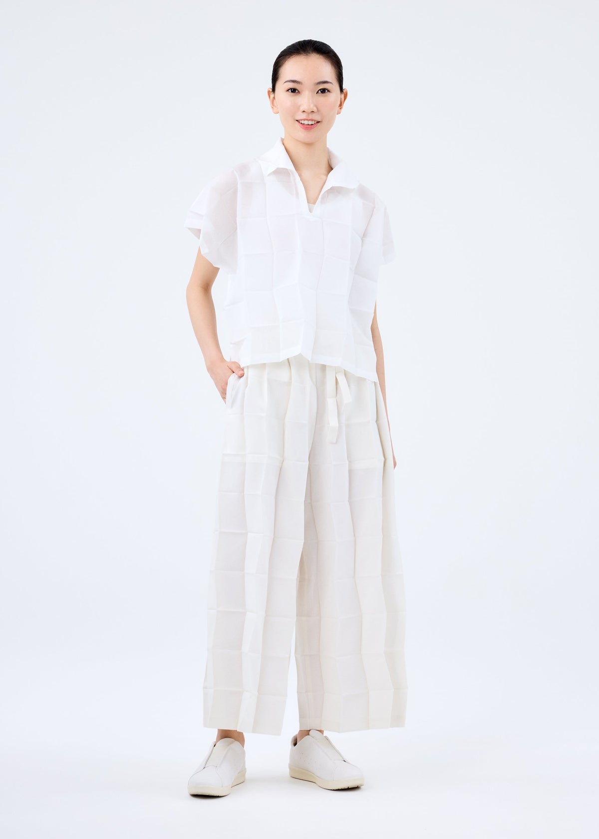 DICE PLEATS BOTTOM