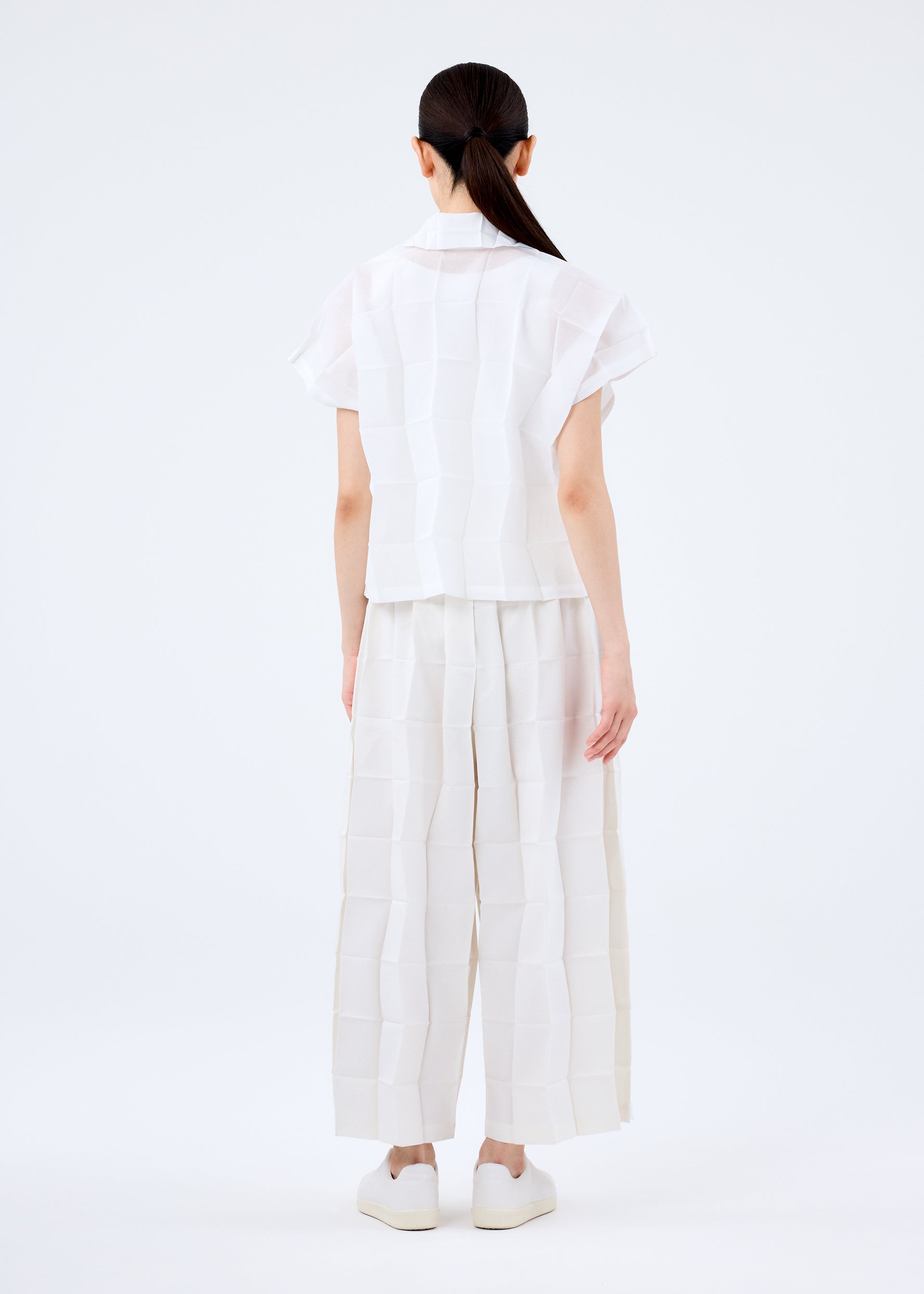 DICE PLEATS BOTTOM