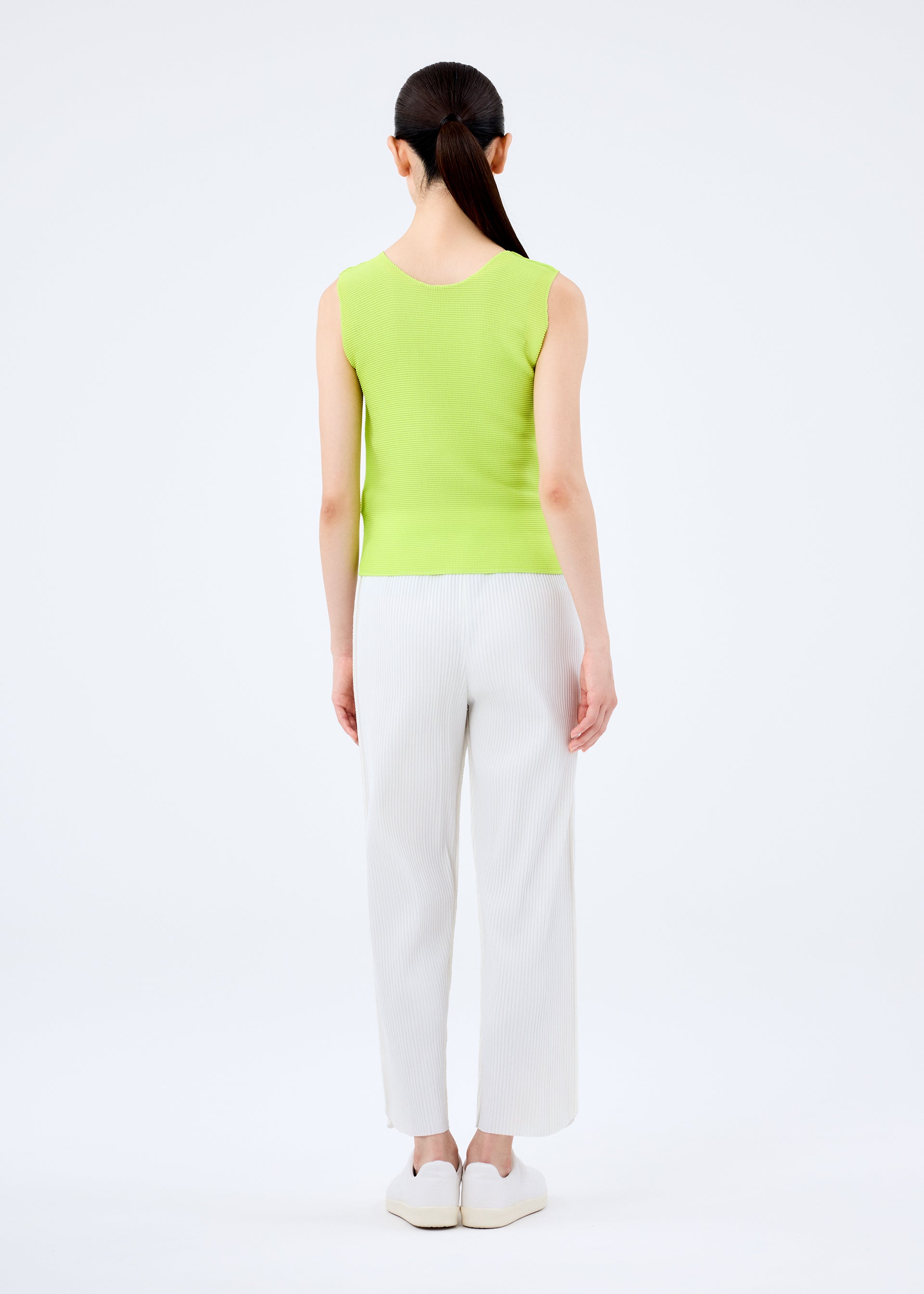 CLOVER PLEATS