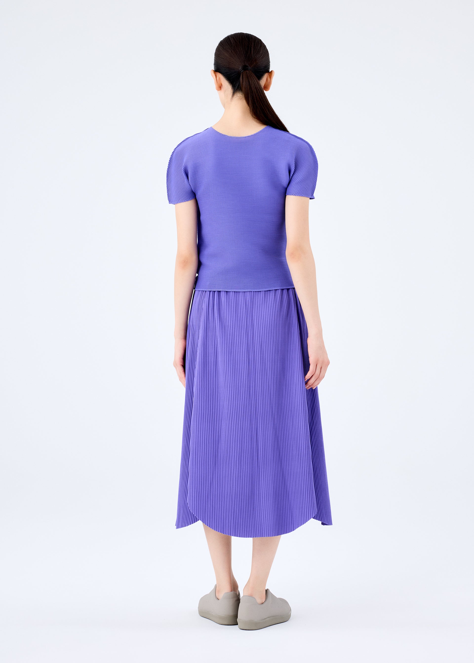 CLOVER PLEATS
