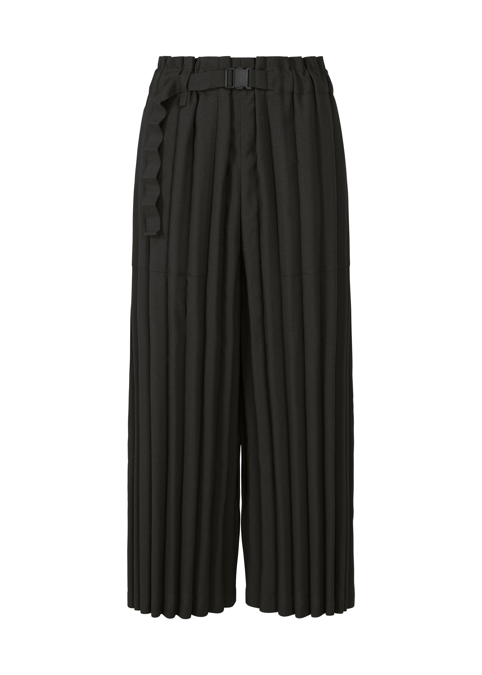 RIPPLE PLEATS